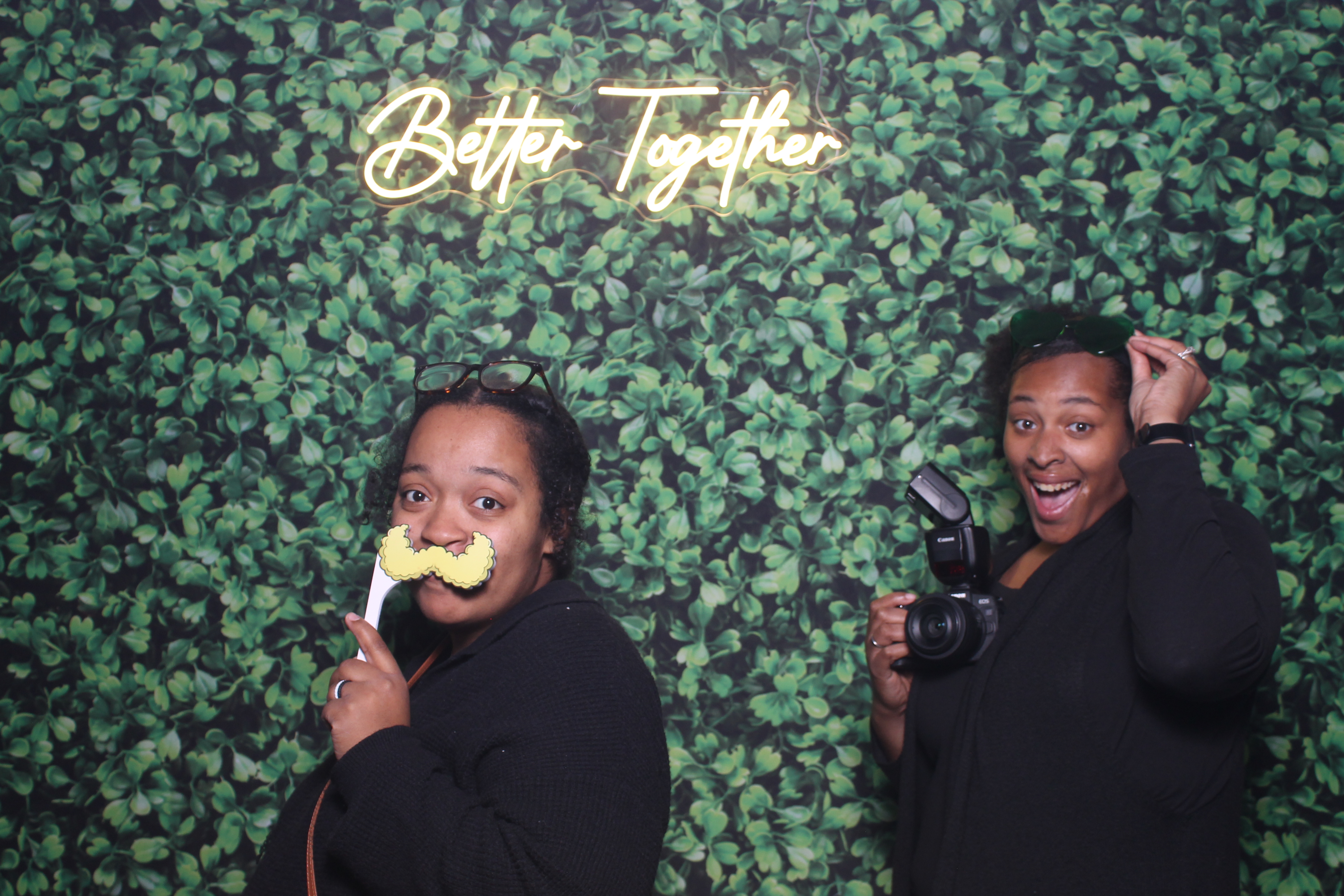 Hayley Perry Reception | View more photos from the event at gallery.photoboothcincy.com/u/PhotoBoothCincy/Hayley-Perry-Reception
