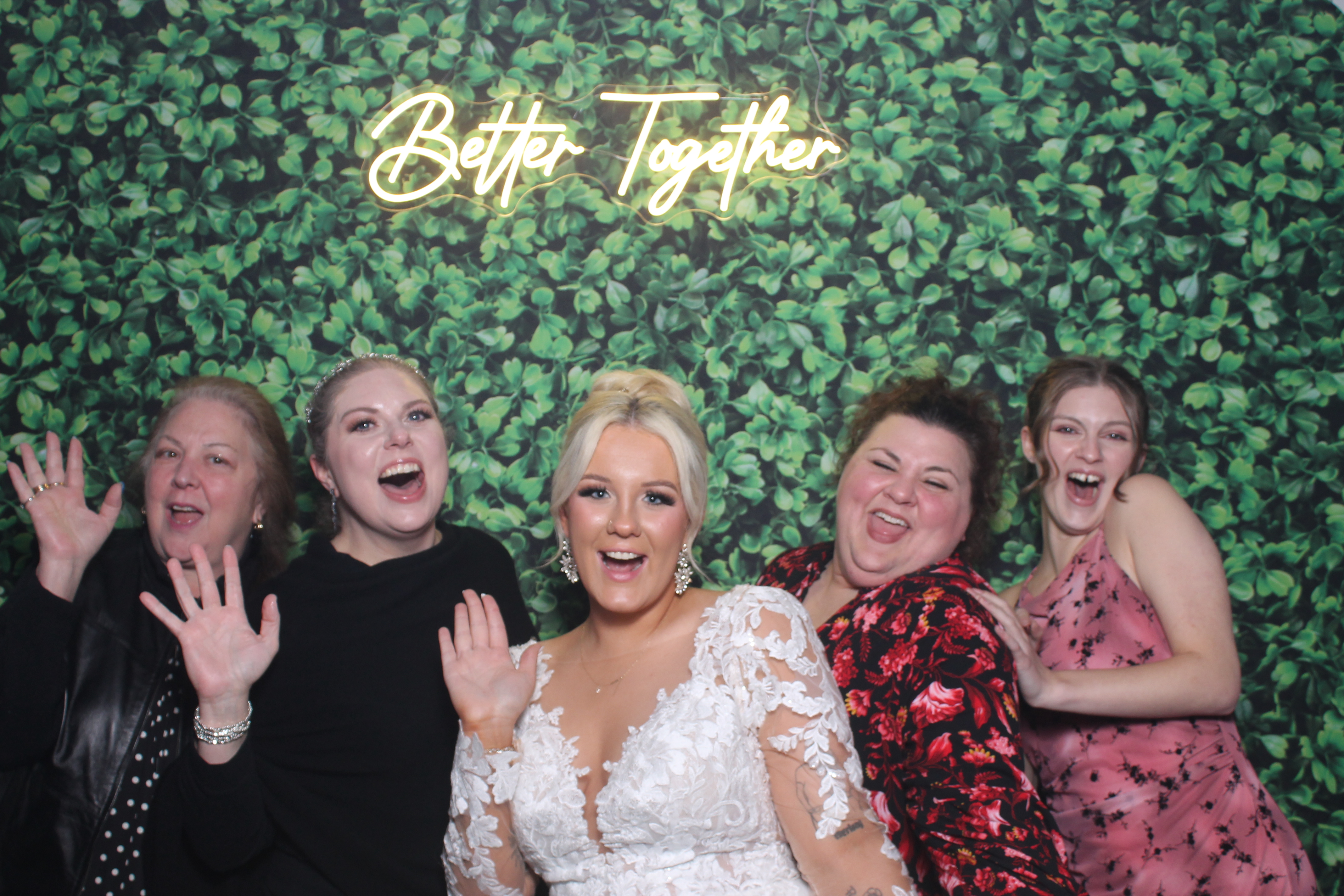 Hayley Perry Reception | View more photos from the event at gallery.photoboothcincy.com/u/PhotoBoothCincy/Hayley-Perry-Reception