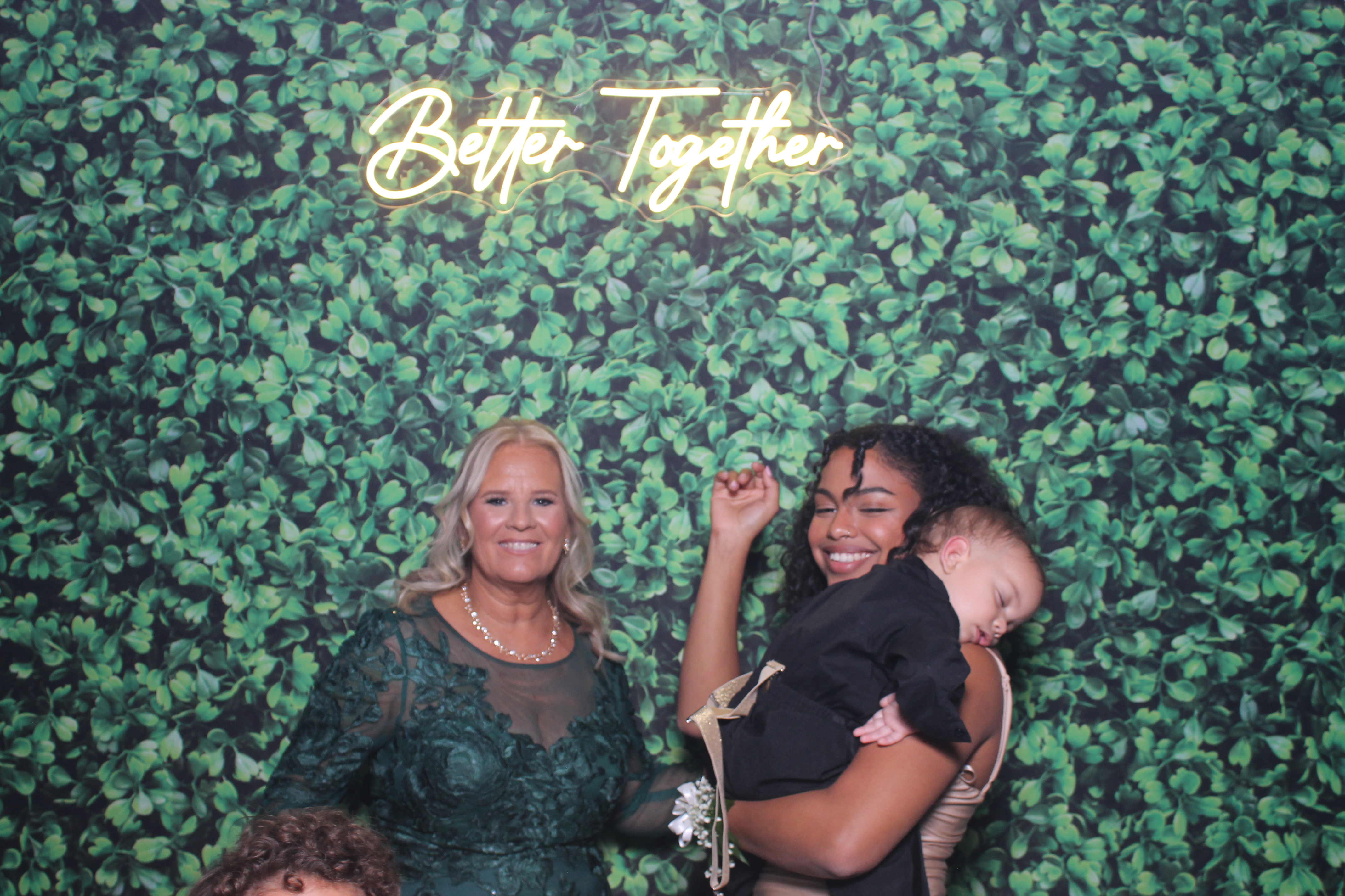 Hayley Perry Reception | View more photos from the event at gallery.photoboothcincy.com/u/PhotoBoothCincy/Hayley-Perry-Reception