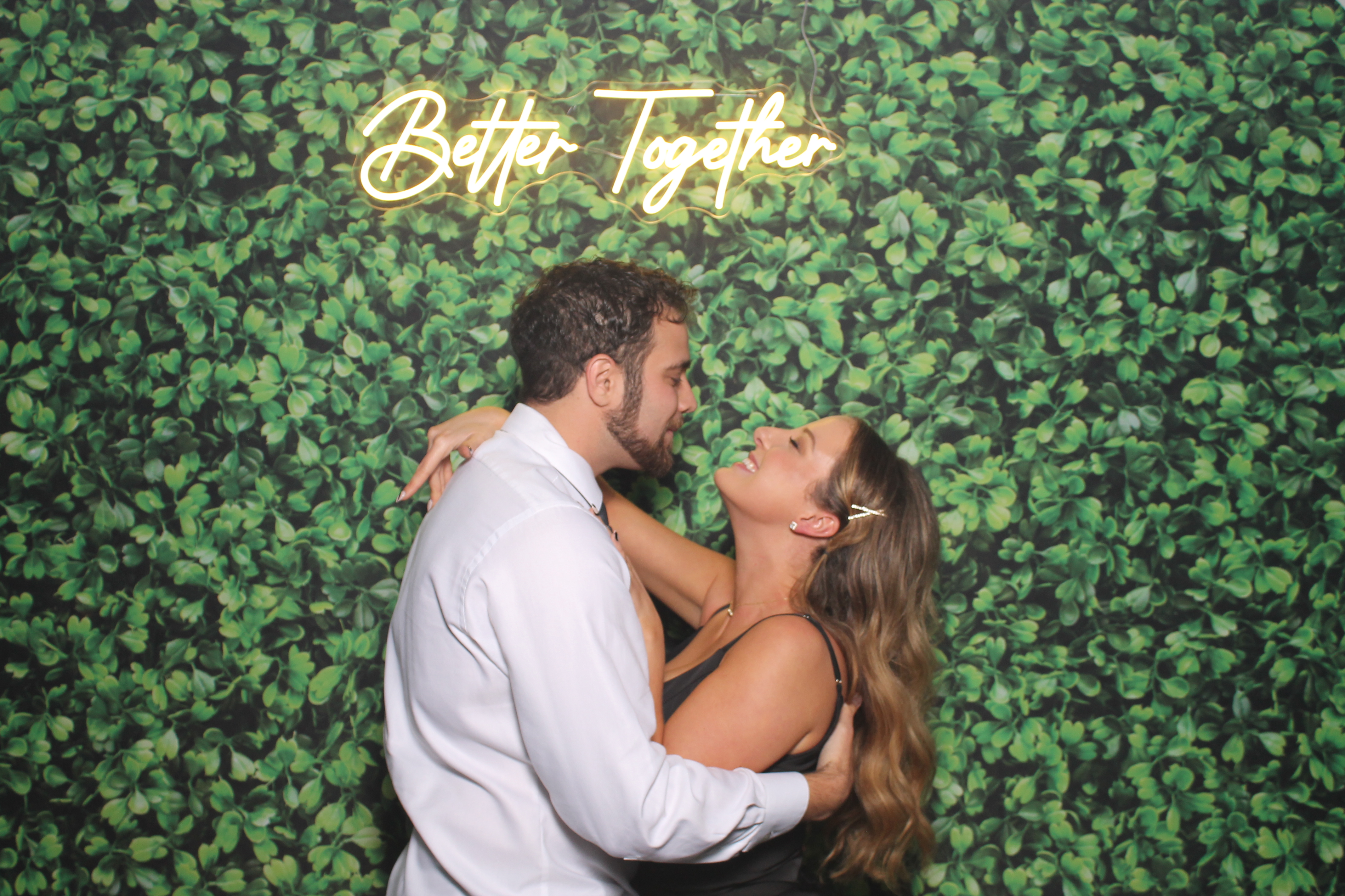 Hayley Perry Reception | View more photos from the event at gallery.photoboothcincy.com/u/PhotoBoothCincy/Hayley-Perry-Reception