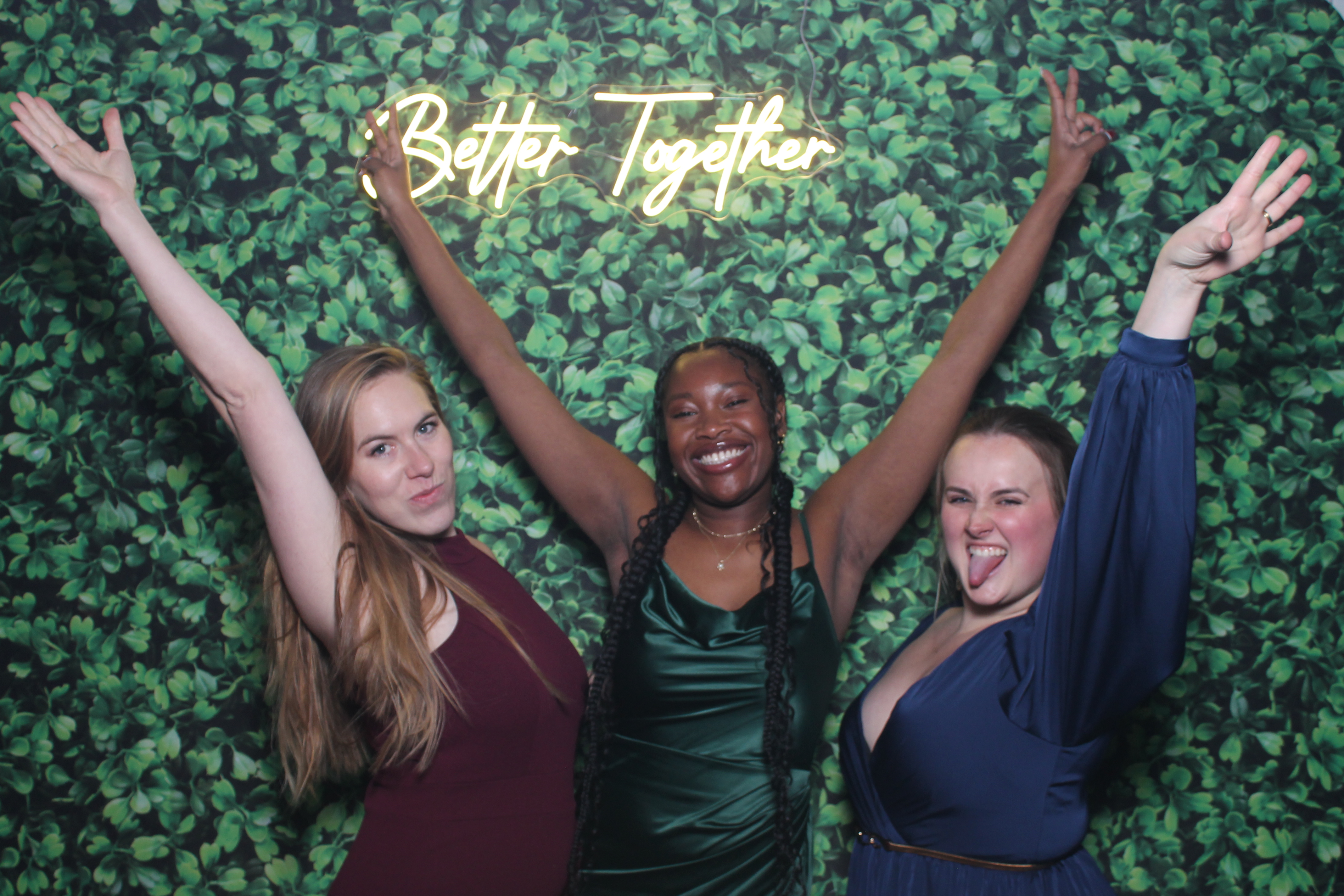 Hayley Perry Reception | View more photos from the event at gallery.photoboothcincy.com/u/PhotoBoothCincy/Hayley-Perry-Reception