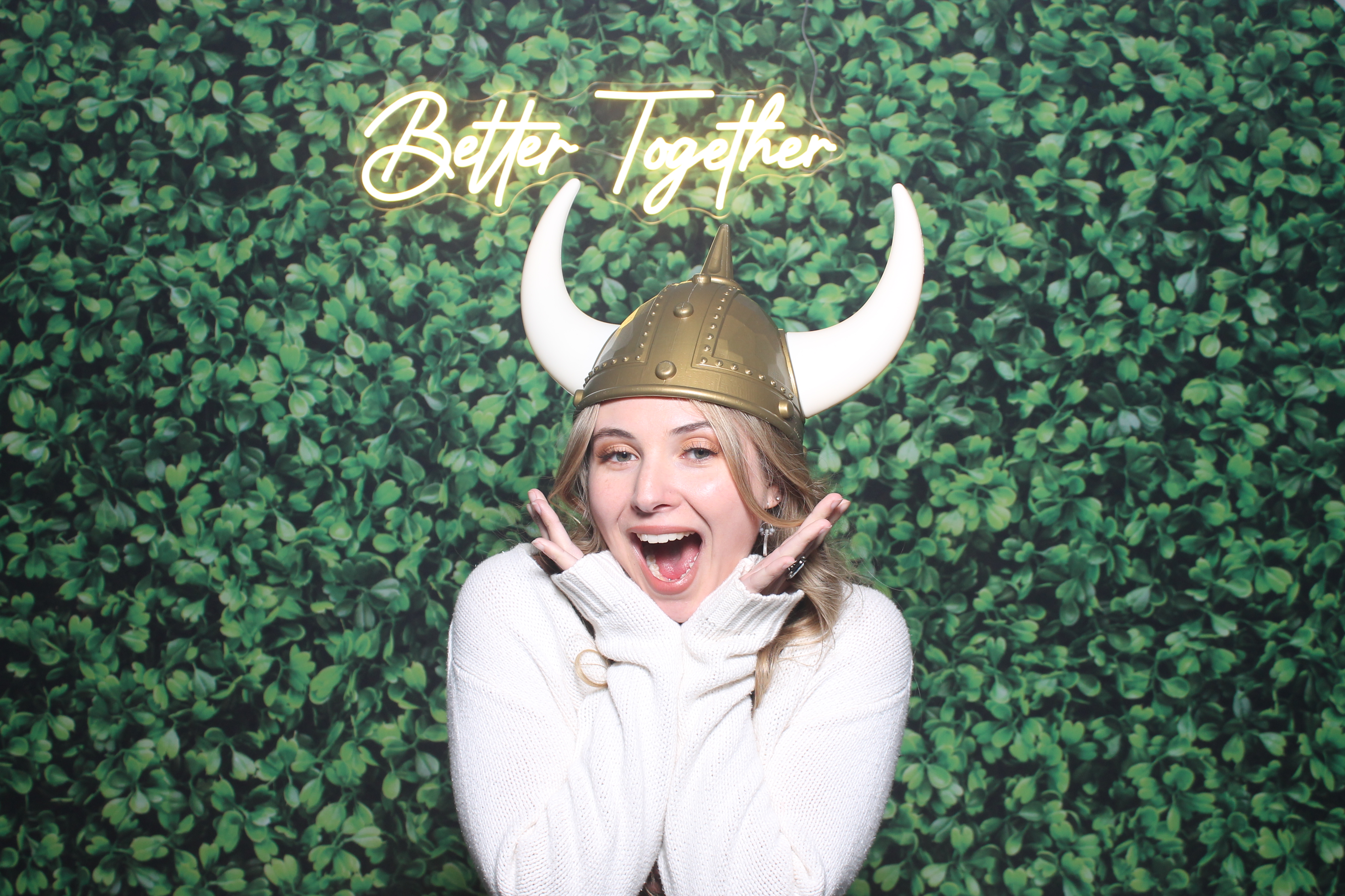 Hayley Perry Reception | View more photos from the event at gallery.photoboothcincy.com/u/PhotoBoothCincy/Hayley-Perry-Reception