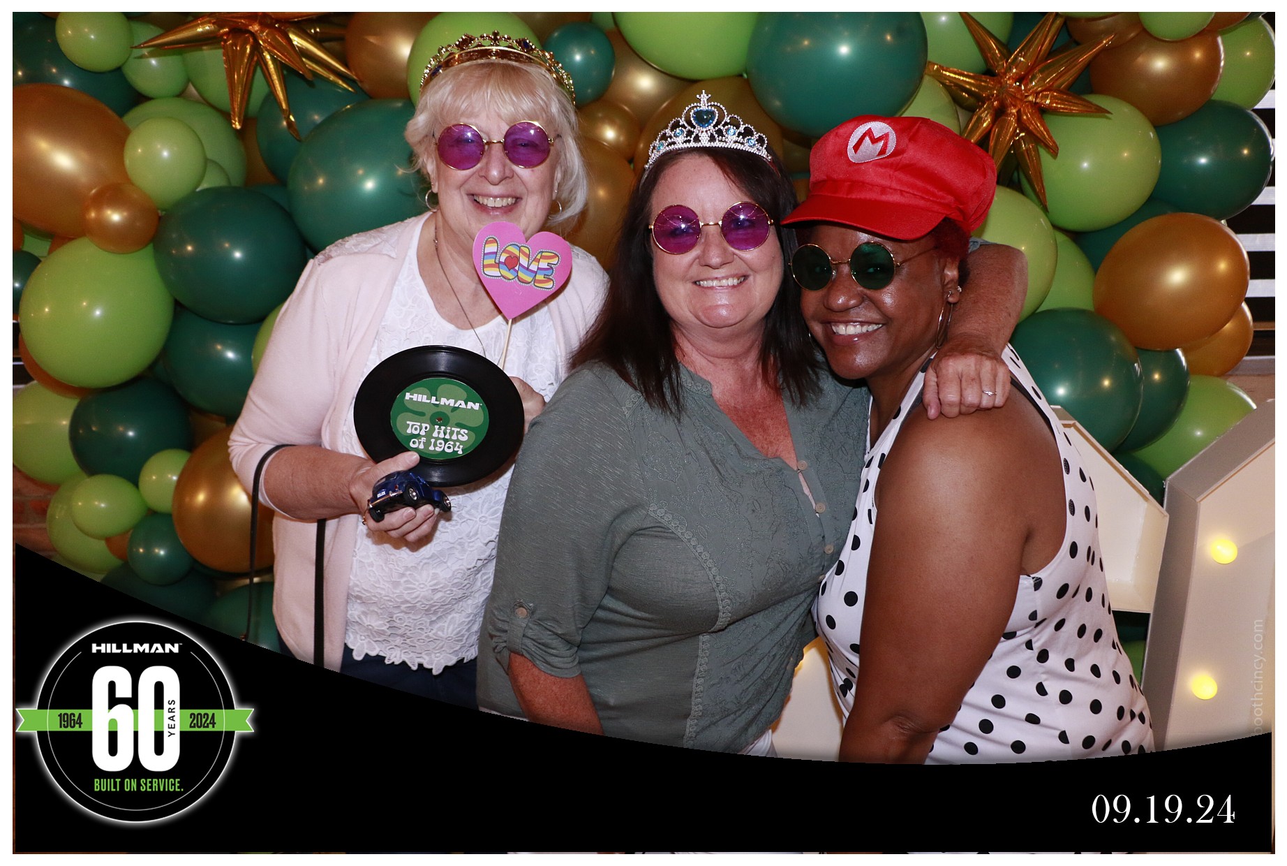 Hillman 60th Anniversary | View more photos from the event at gallery.photoboothcincy.com/u/PhotoBoothCincy/Hillman-60th-Anniversary