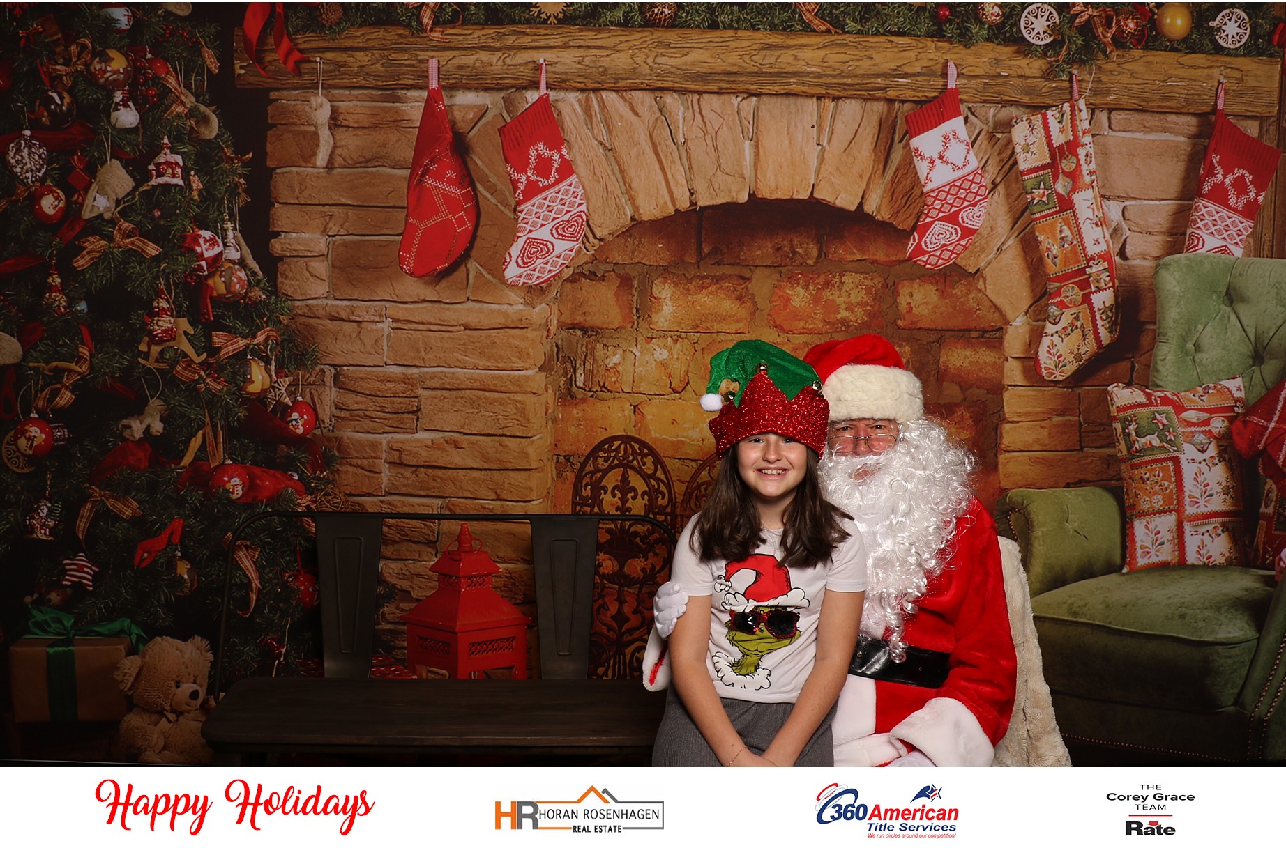 Horan RosenHagen Santa Photo | View more photos from the event at gallery.photoboothcincy.com/u/PhotoBoothCincy/Horan-RosenHagen-Santa-Photo