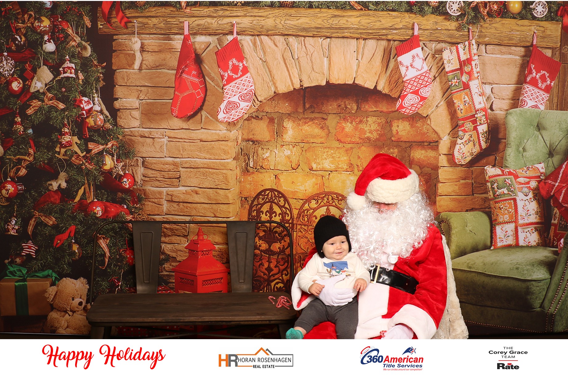 Horan RosenHagen Santa Photo | View more photos from the event at gallery.photoboothcincy.com/u/PhotoBoothCincy/Horan-RosenHagen-Santa-Photo