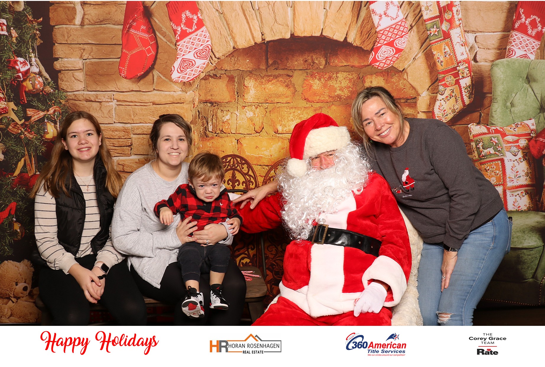 Horan RosenHagen Santa Photo | View more photos from the event at gallery.photoboothcincy.com/u/PhotoBoothCincy/Horan-RosenHagen-Santa-Photo