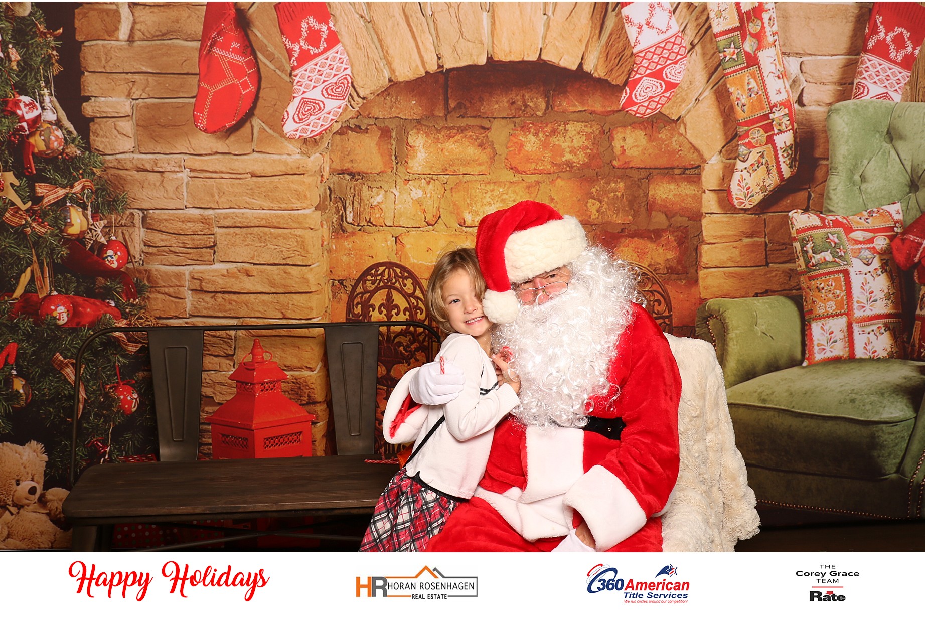 Horan RosenHagen Santa Photo | View more photos from the event at gallery.photoboothcincy.com/u/PhotoBoothCincy/Horan-RosenHagen-Santa-Photo