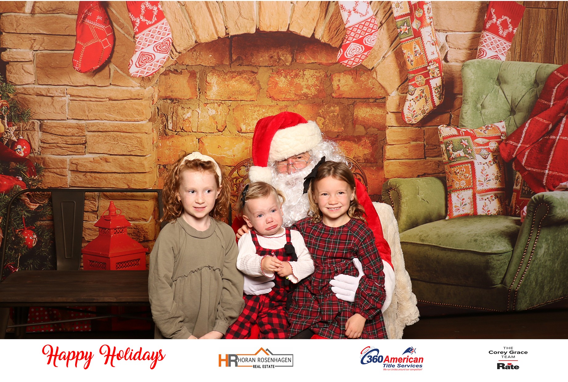 Horan RosenHagen Santa Photo | View more photos from the event at gallery.photoboothcincy.com/u/PhotoBoothCincy/Horan-RosenHagen-Santa-Photo
