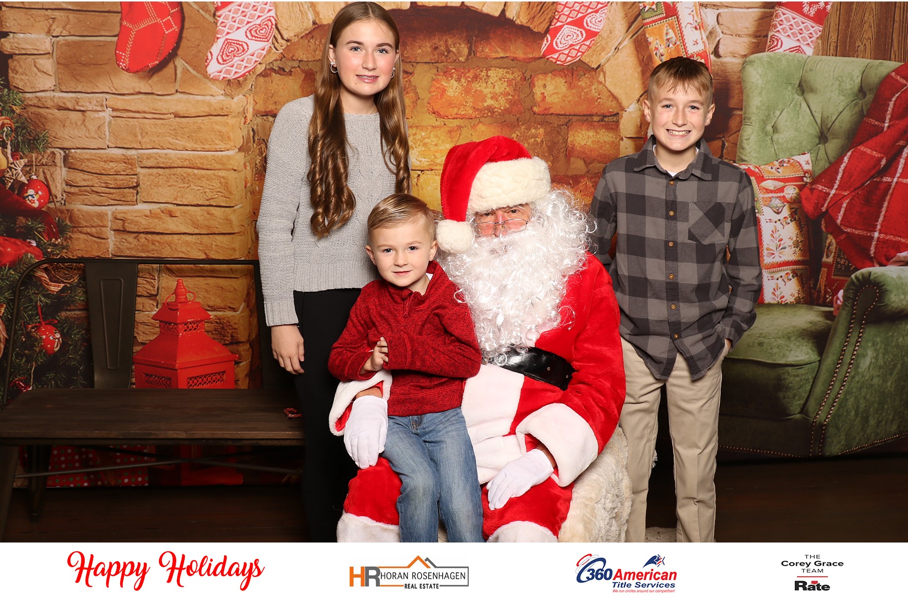 Horan RosenHagen Santa Photo | View more photos from the event at gallery.photoboothcincy.com/u/PhotoBoothCincy/Horan-RosenHagen-Santa-Photo