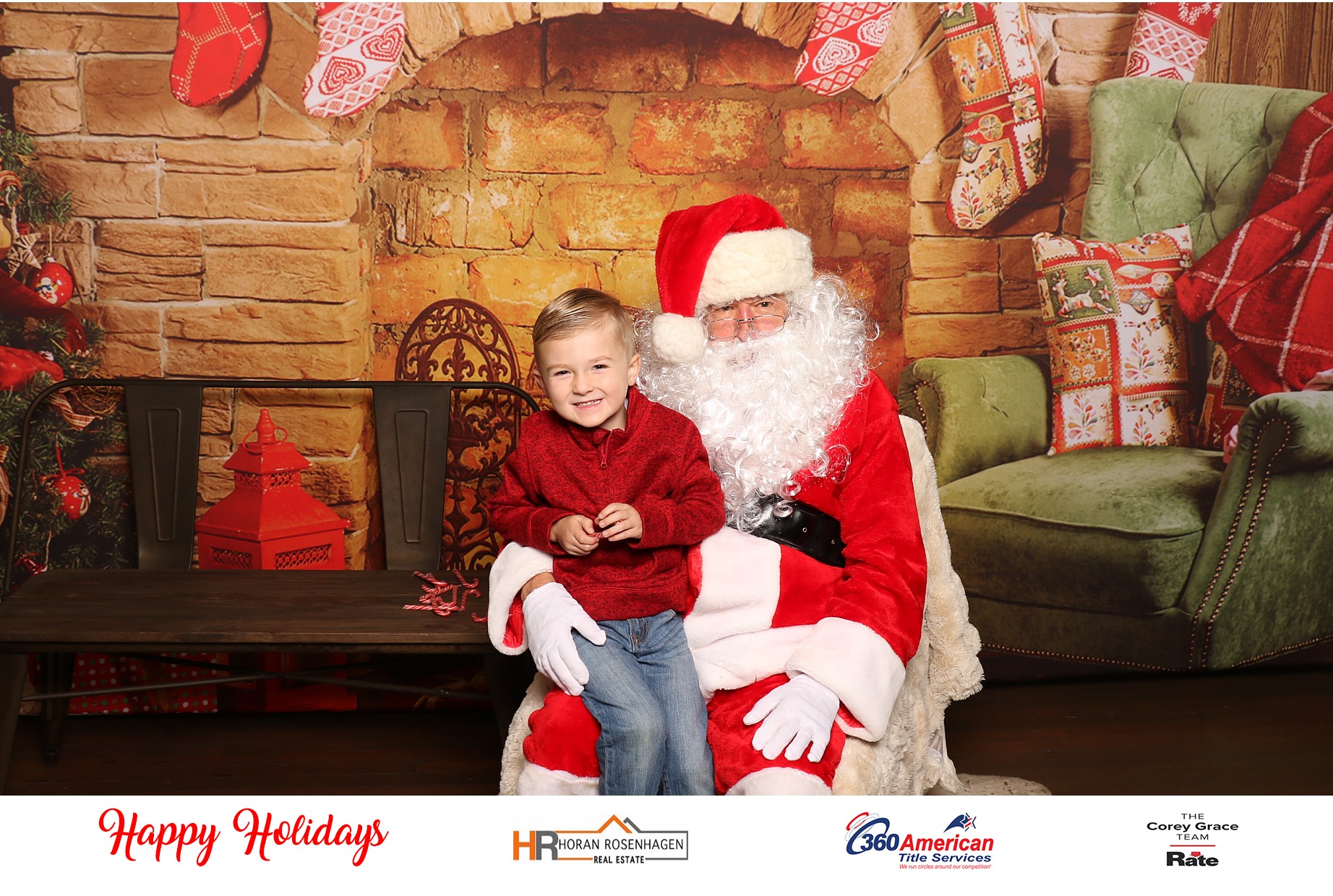 Horan RosenHagen Santa Photo | View more photos from the event at gallery.photoboothcincy.com/u/PhotoBoothCincy/Horan-RosenHagen-Santa-Photo