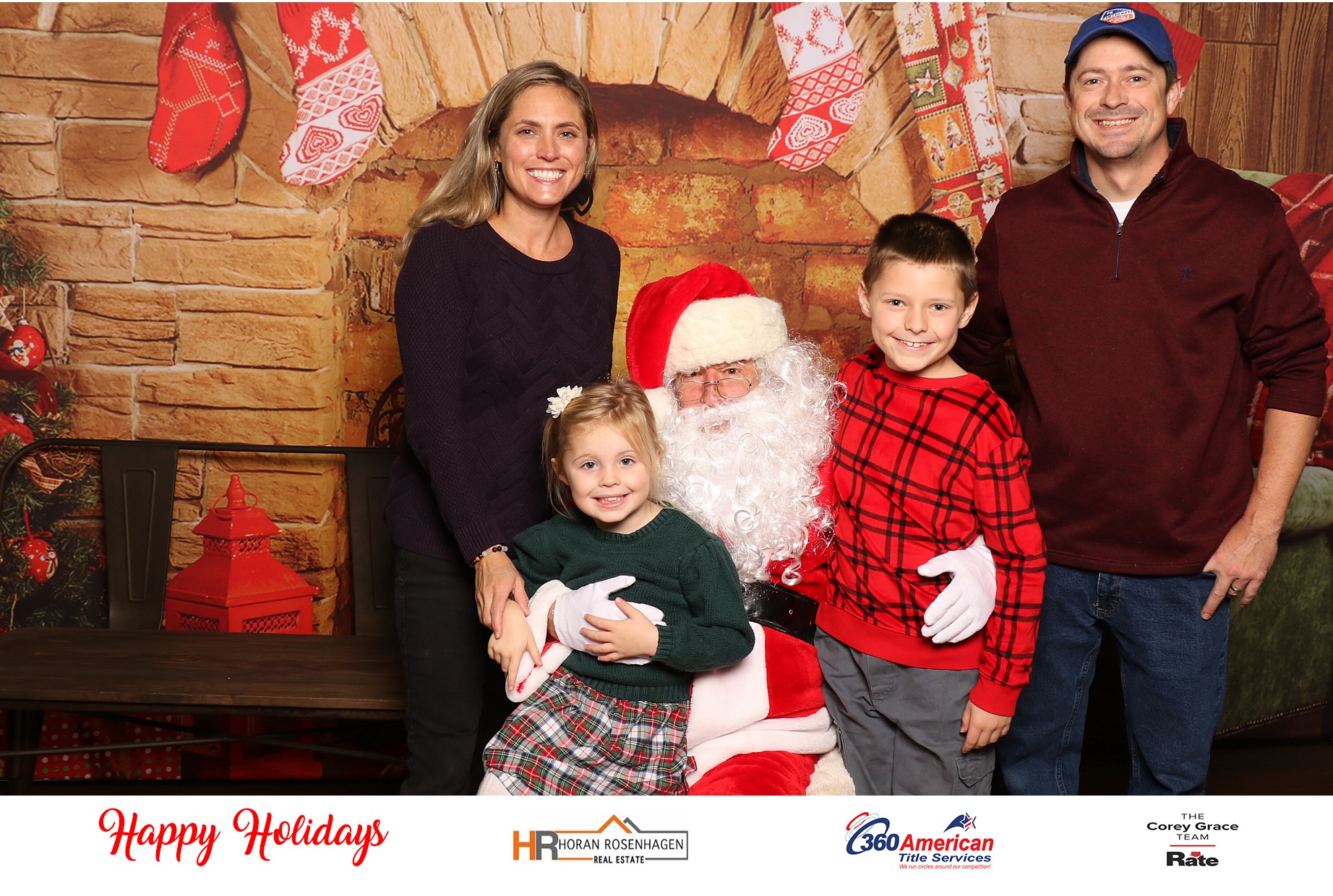 Horan RosenHagen Santa Photo | View more photos from the event at gallery.photoboothcincy.com/u/PhotoBoothCincy/Horan-RosenHagen-Santa-Photo