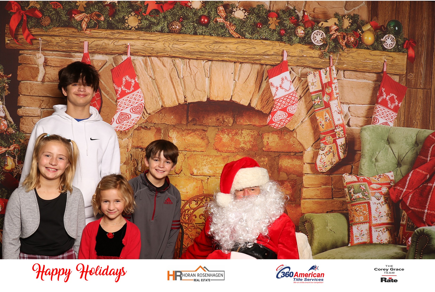 Horan RosenHagen Santa Photo | View more photos from the event at gallery.photoboothcincy.com/u/PhotoBoothCincy/Horan-RosenHagen-Santa-Photo