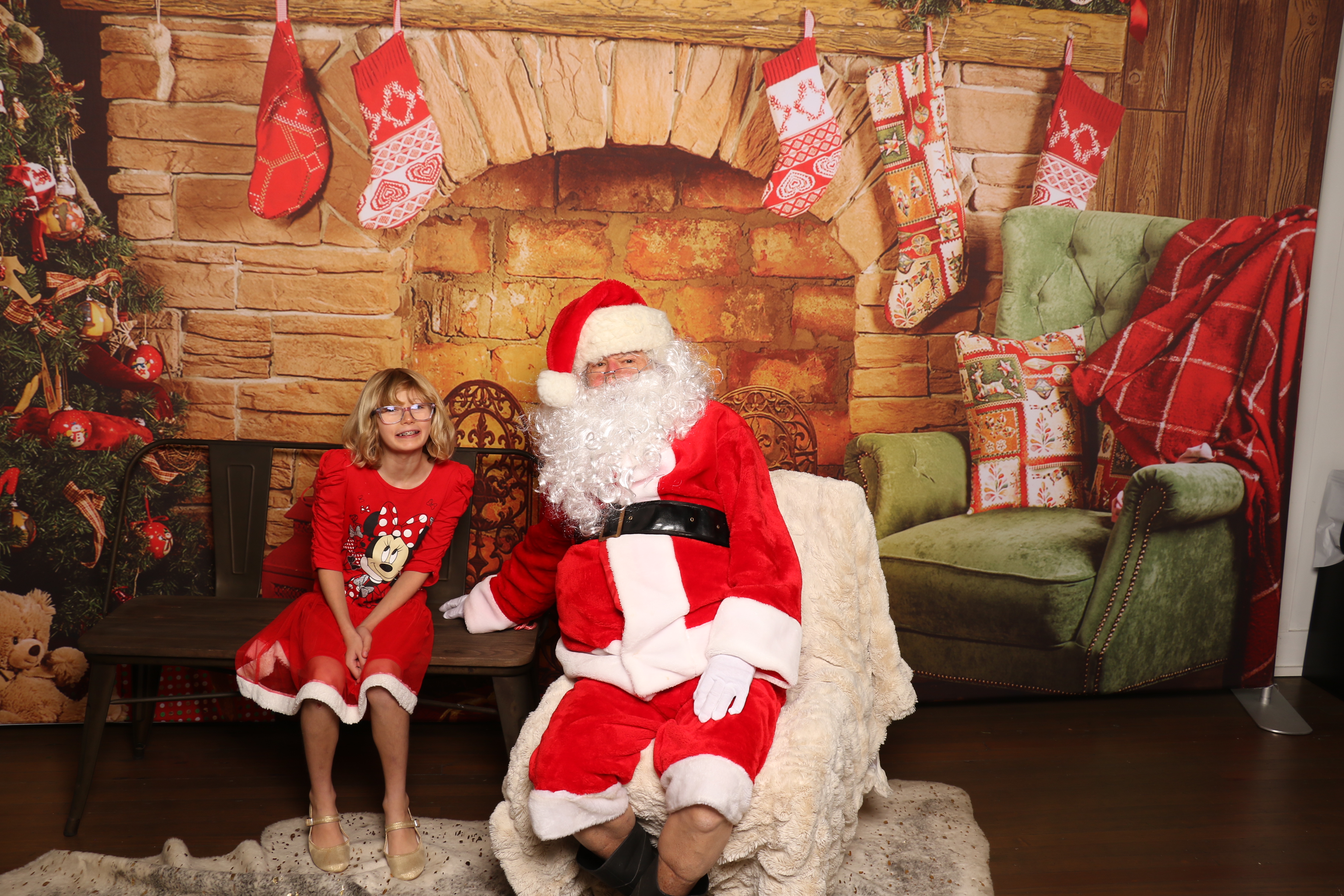 Horan RosenHagen Santa Photo | View more photos from the event at gallery.photoboothcincy.com/u/PhotoBoothCincy/Horan-RosenHagen-Santa-Photo