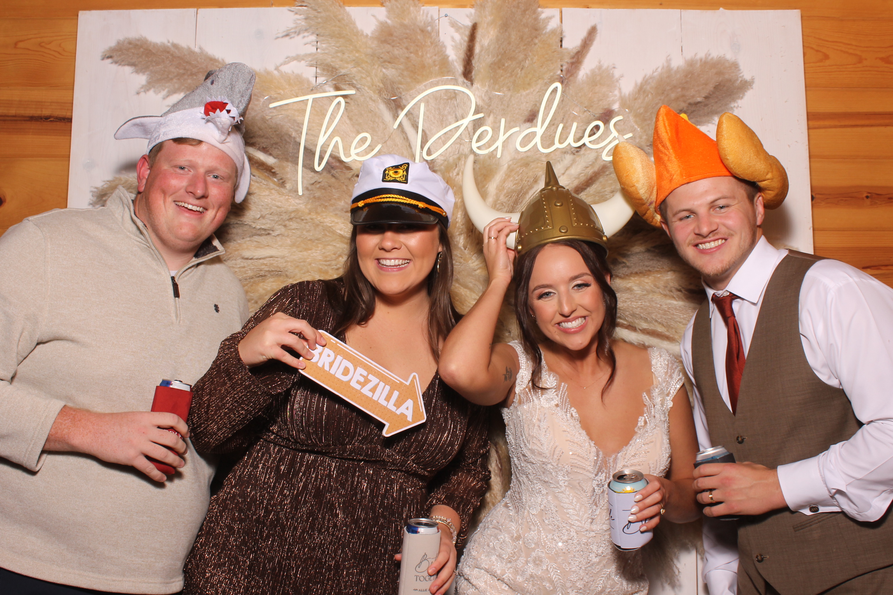 Hunter & Allie  | View more photos from the event at gallery.photoboothcincy.com/u/PhotoBoothCincy/Hunter-Allie