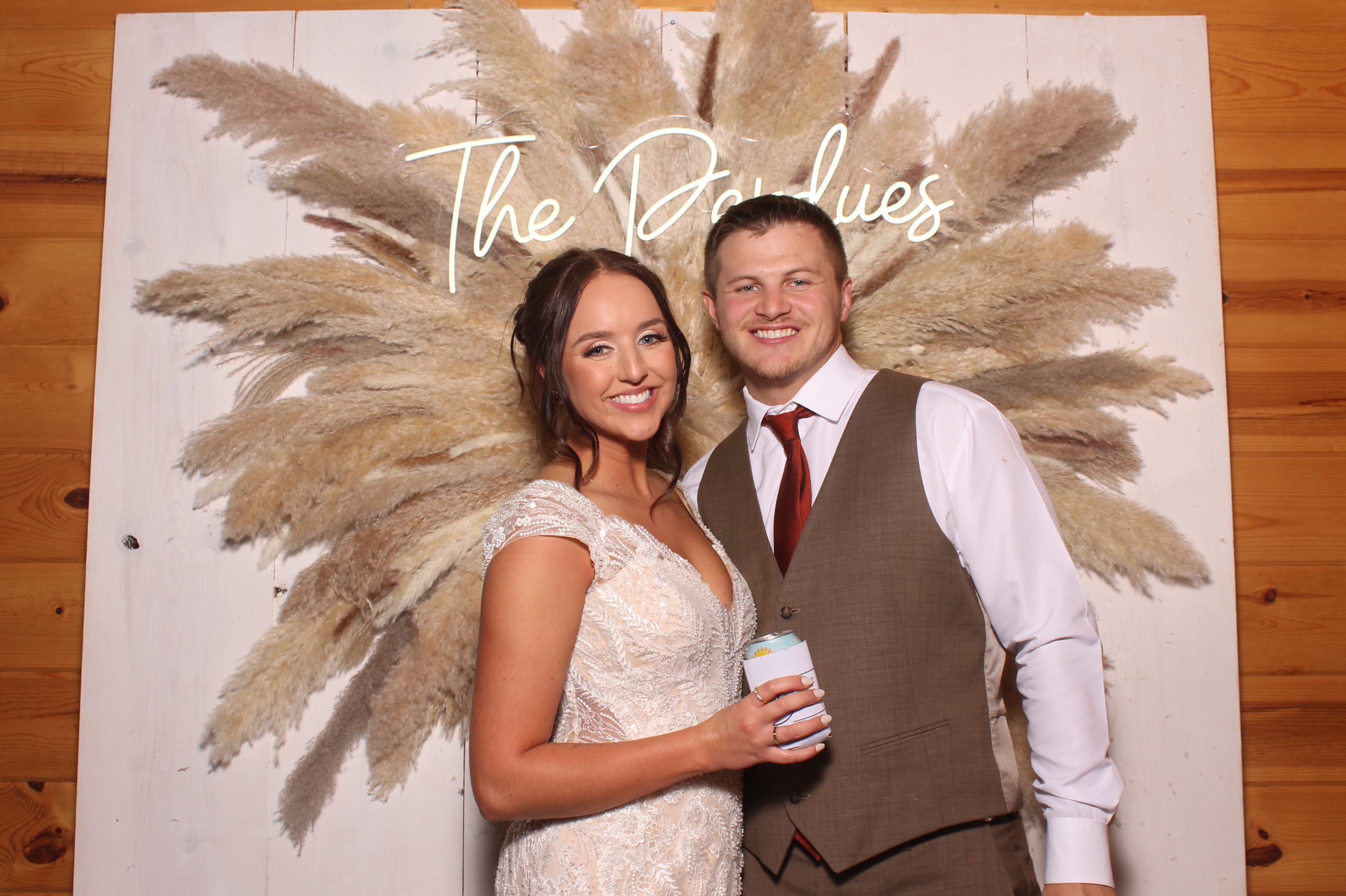 Hunter & Allie  | View more photos from the event at gallery.photoboothcincy.com/u/PhotoBoothCincy/Hunter-Allie