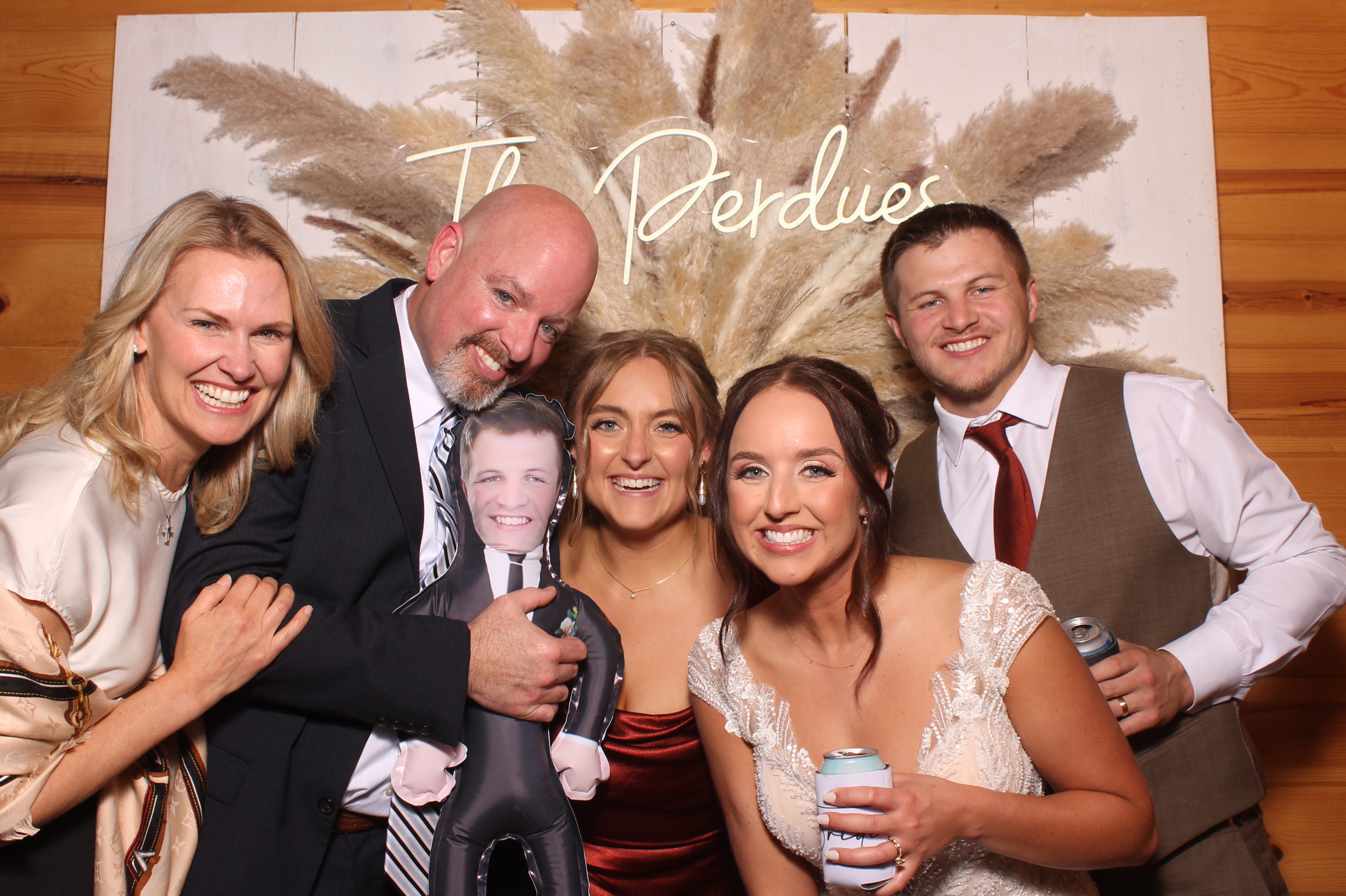 Hunter & Allie  | View more photos from the event at gallery.photoboothcincy.com/u/PhotoBoothCincy/Hunter-Allie