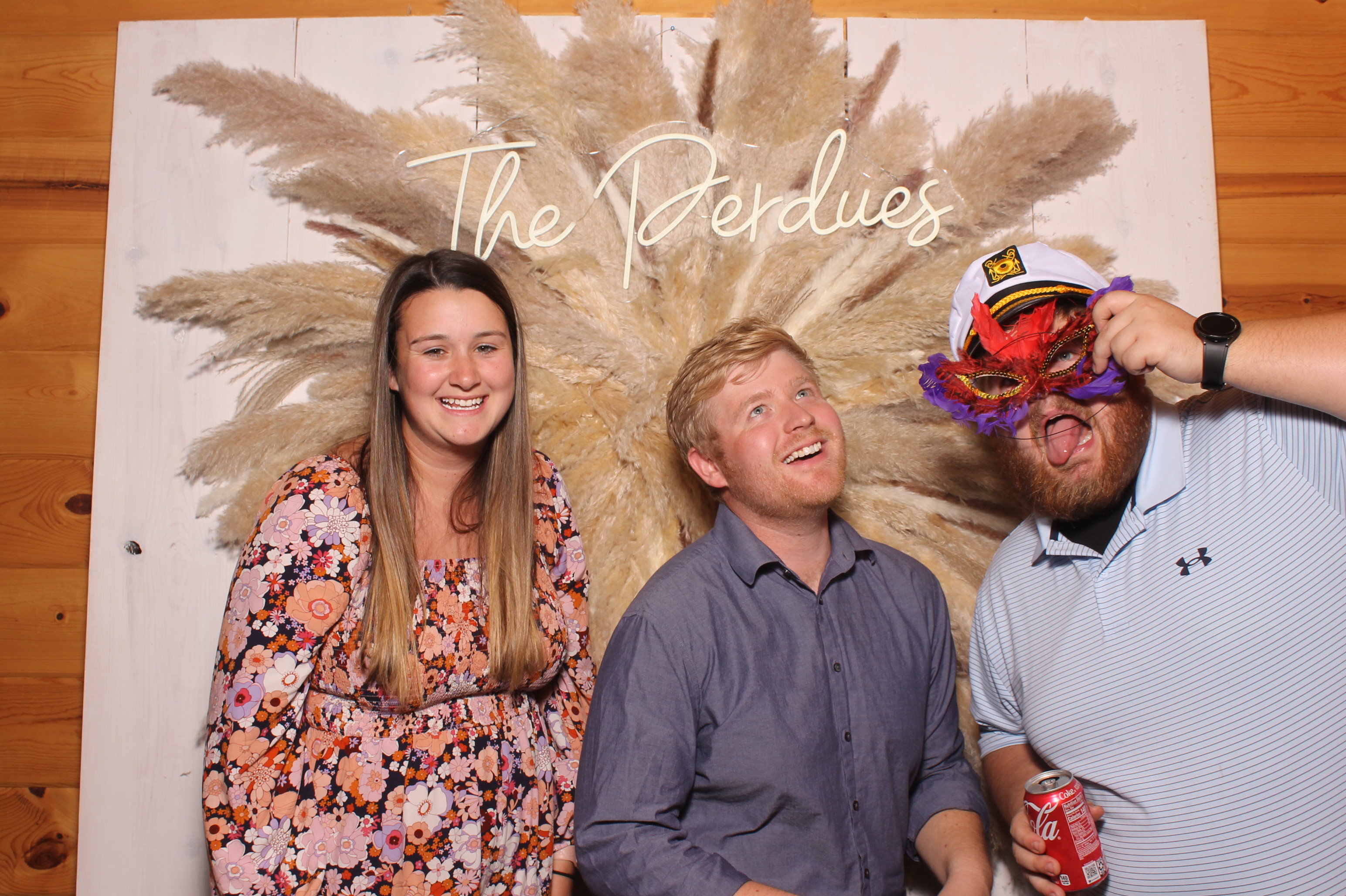Hunter & Allie  | View more photos from the event at gallery.photoboothcincy.com/u/PhotoBoothCincy/Hunter-Allie