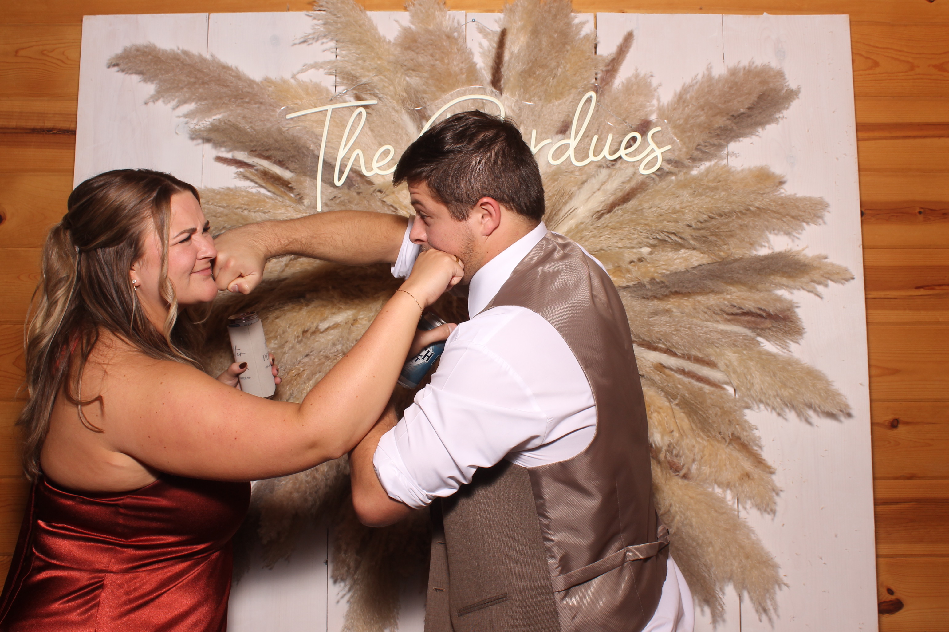 Hunter & Allie  | View more photos from the event at gallery.photoboothcincy.com/u/PhotoBoothCincy/Hunter-Allie