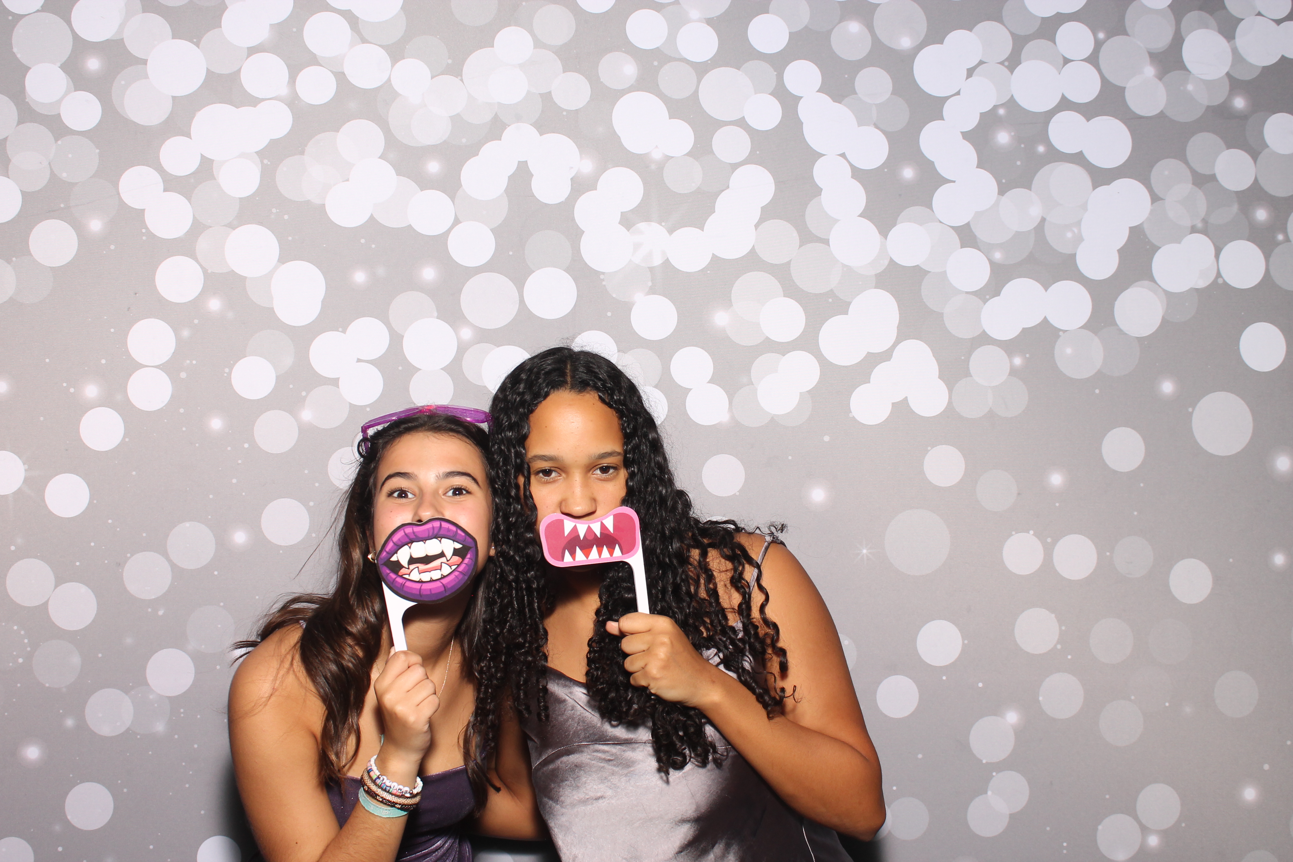 Isabela Martina's Quinceañera | View more photos from the event at gallery.photoboothcincy.com/u/PhotoBoothCincy/Isabela-Martinas-Quinceañera