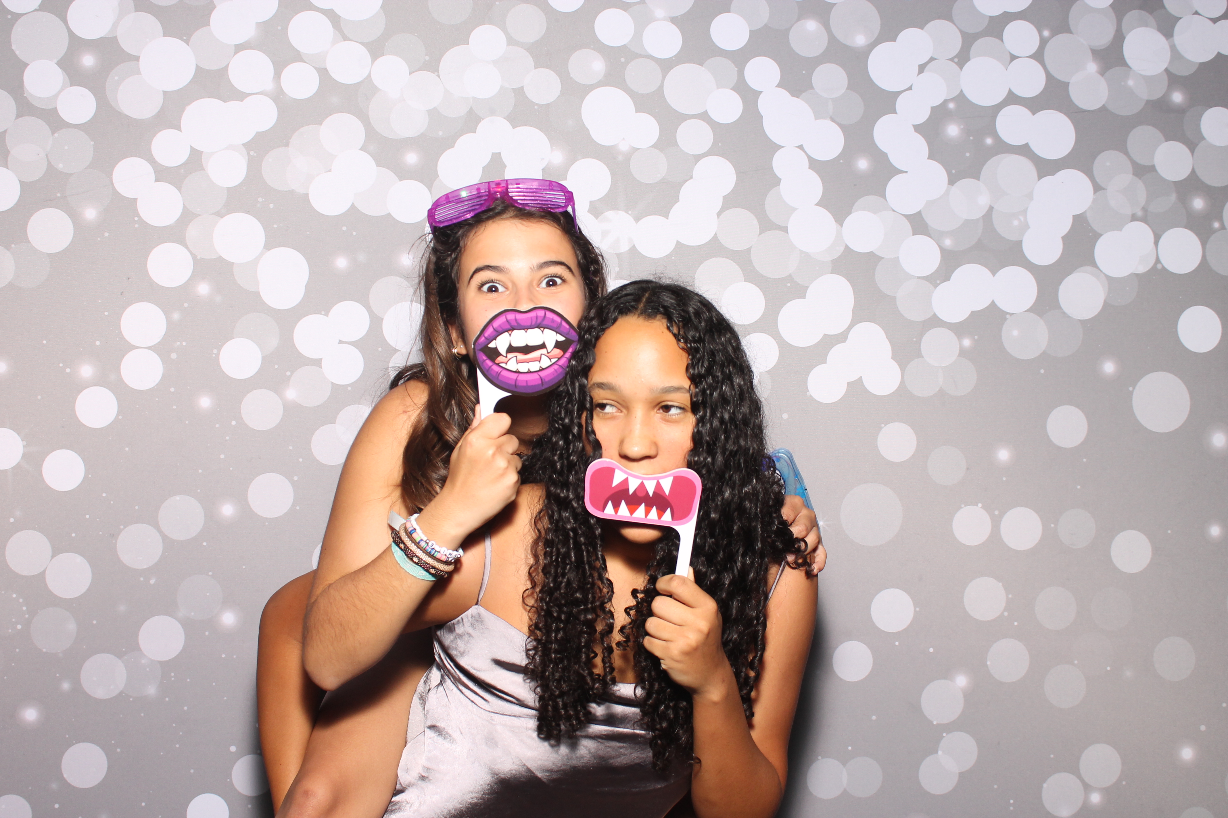 Isabela Martina's Quinceañera | View more photos from the event at gallery.photoboothcincy.com/u/PhotoBoothCincy/Isabela-Martinas-Quinceañera