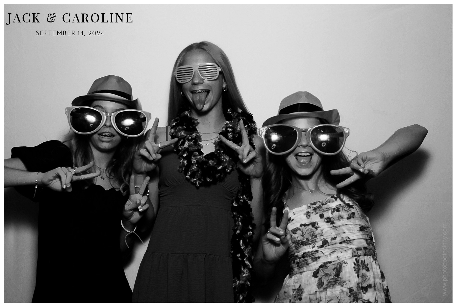 Jack & Caroline | View more photos from the event at gallery.photoboothcincy.com/u/PhotoBoothCincy/Jack-Caroline