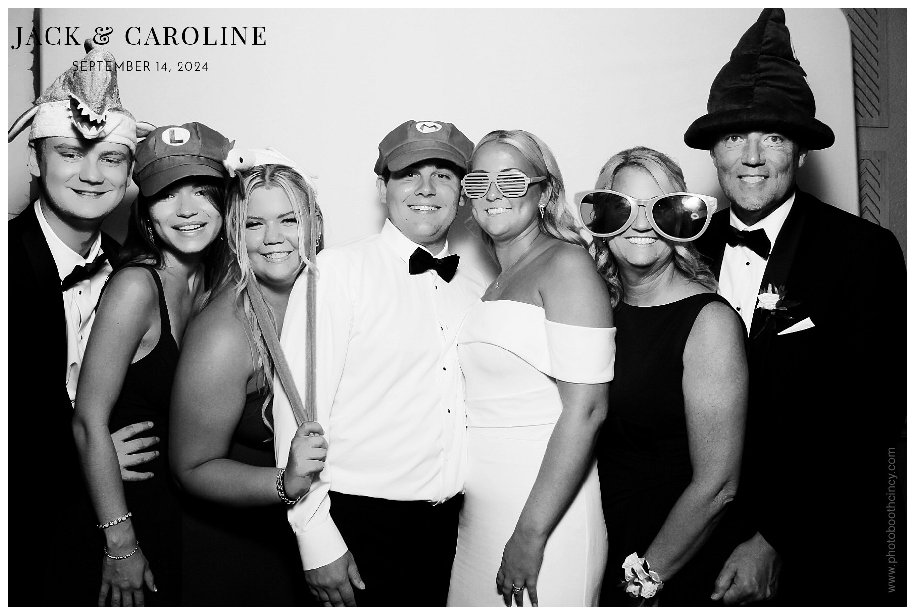 Jack & Caroline | View more photos from the event at gallery.photoboothcincy.com/u/PhotoBoothCincy/Jack-Caroline