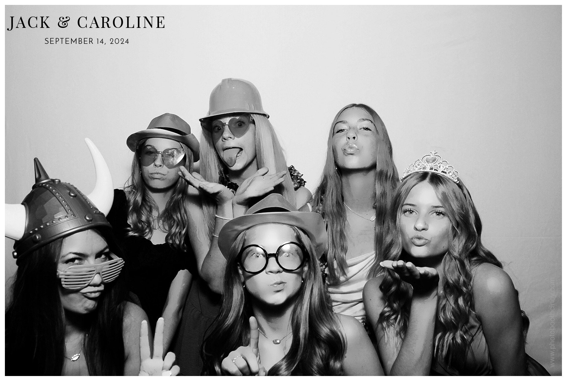 Jack & Caroline | View more photos from the event at gallery.photoboothcincy.com/u/PhotoBoothCincy/Jack-Caroline