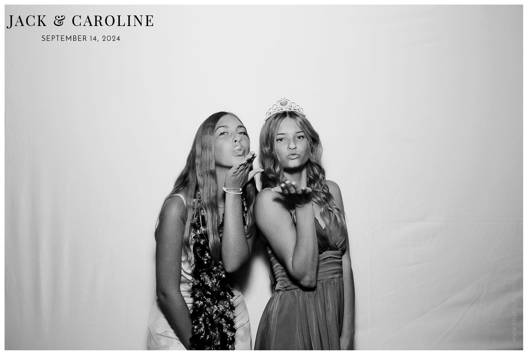 Jack & Caroline | View more photos from the event at gallery.photoboothcincy.com/u/PhotoBoothCincy/Jack-Caroline