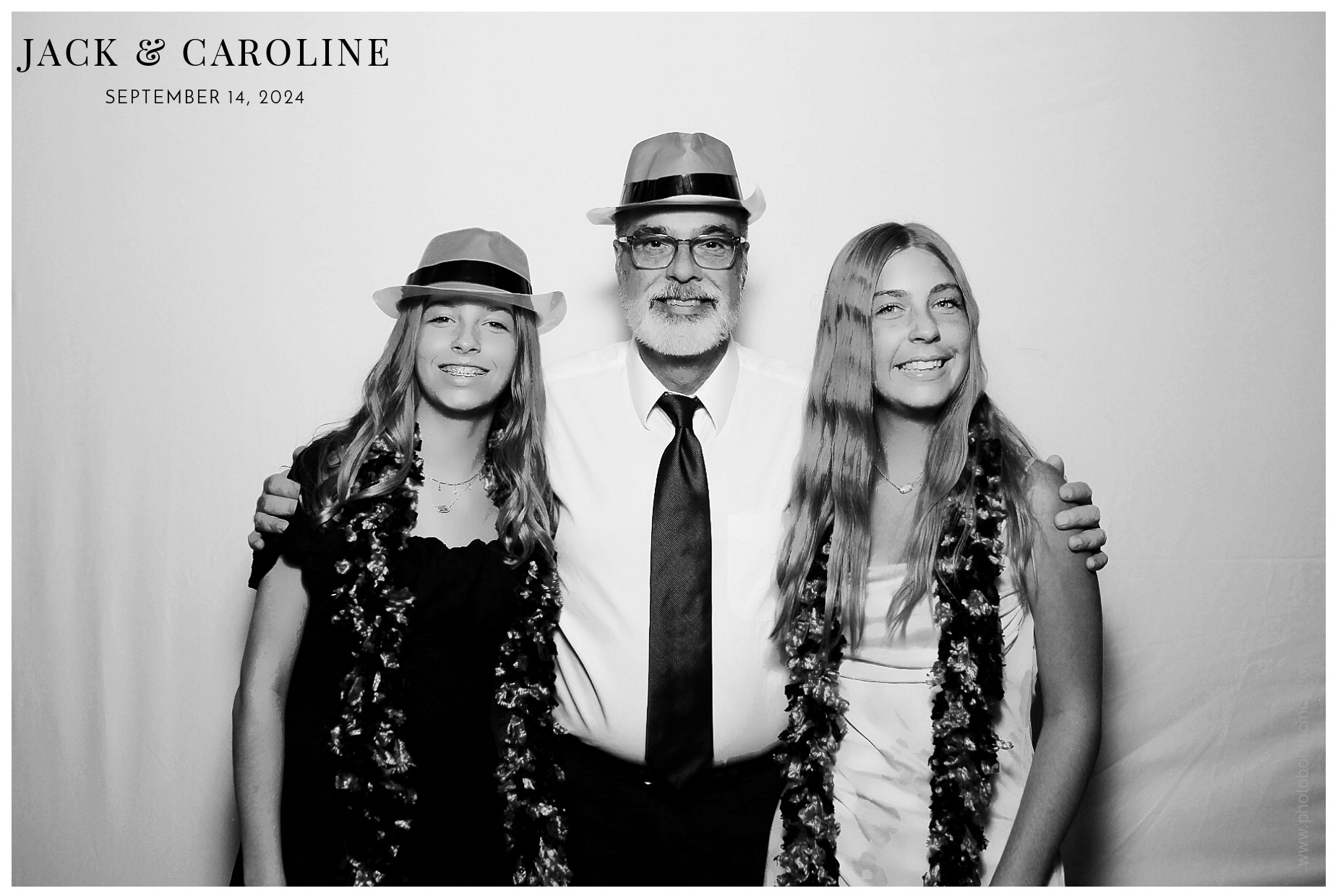 Jack & Caroline | View more photos from the event at gallery.photoboothcincy.com/u/PhotoBoothCincy/Jack-Caroline