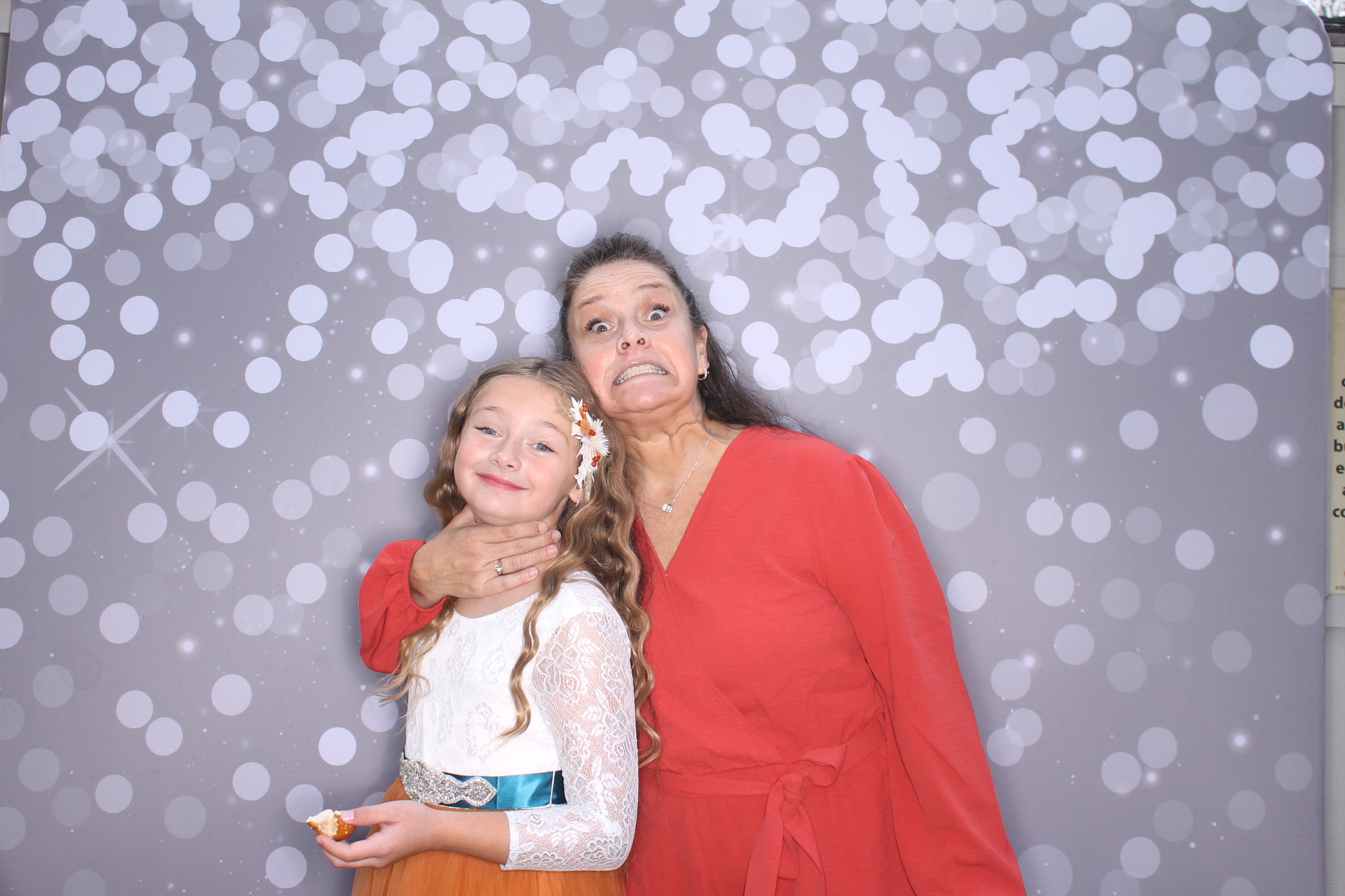 Jacob & Kaylee | View more photos from the event at gallery.photoboothcincy.com/u/PhotoBoothCincy/Jacob-Kaylee