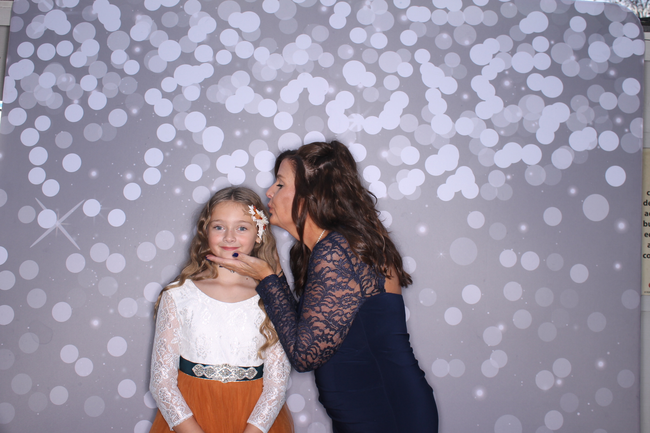 Jacob & Kaylee | View more photos from the event at gallery.photoboothcincy.com/u/PhotoBoothCincy/Jacob-Kaylee