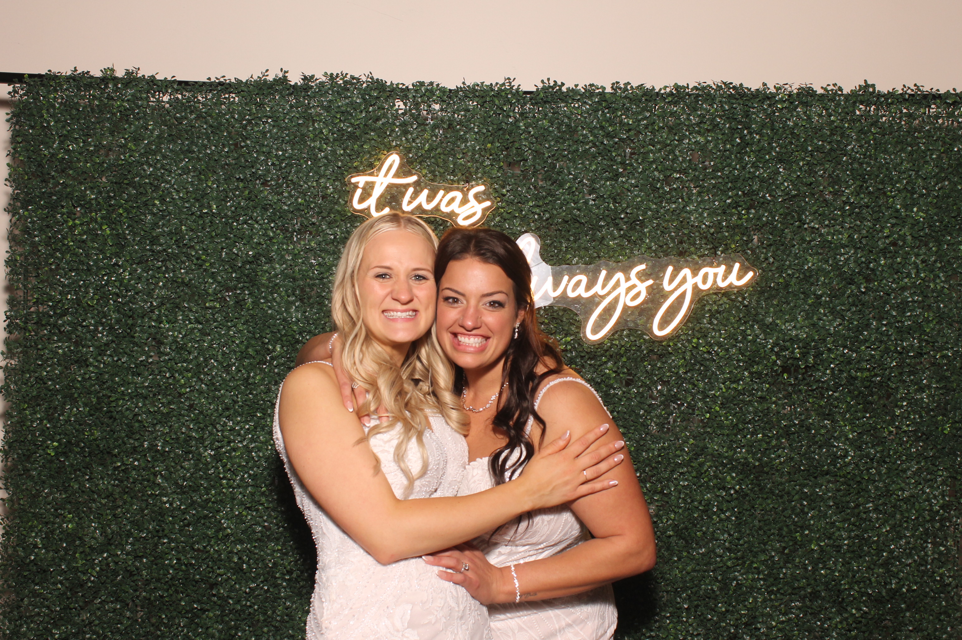 Jen & Lex Walsh  | View more photos from the event at gallery.photoboothcincy.com/u/PhotoBoothCincy/Jen-Lex-Walsh