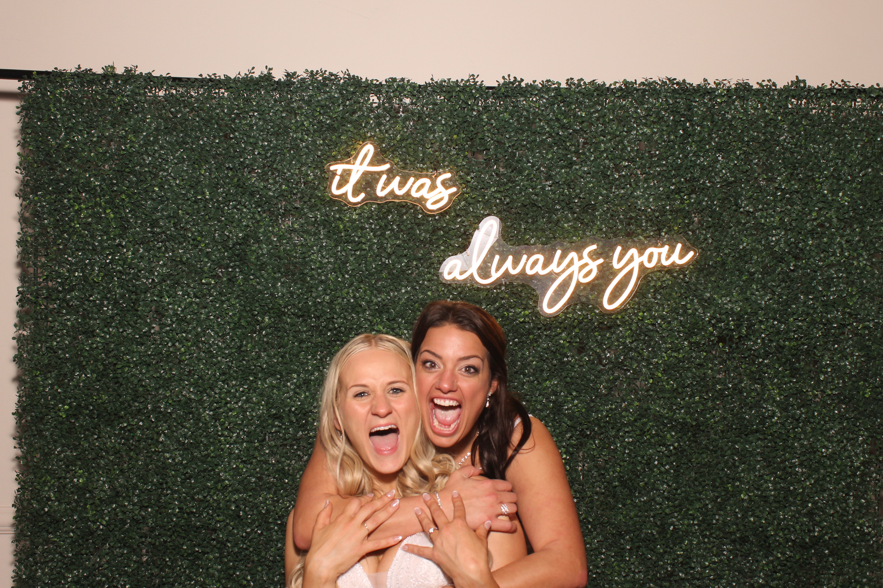 Jen & Lex Walsh  | View more photos from the event at gallery.photoboothcincy.com/u/PhotoBoothCincy/Jen-Lex-Walsh