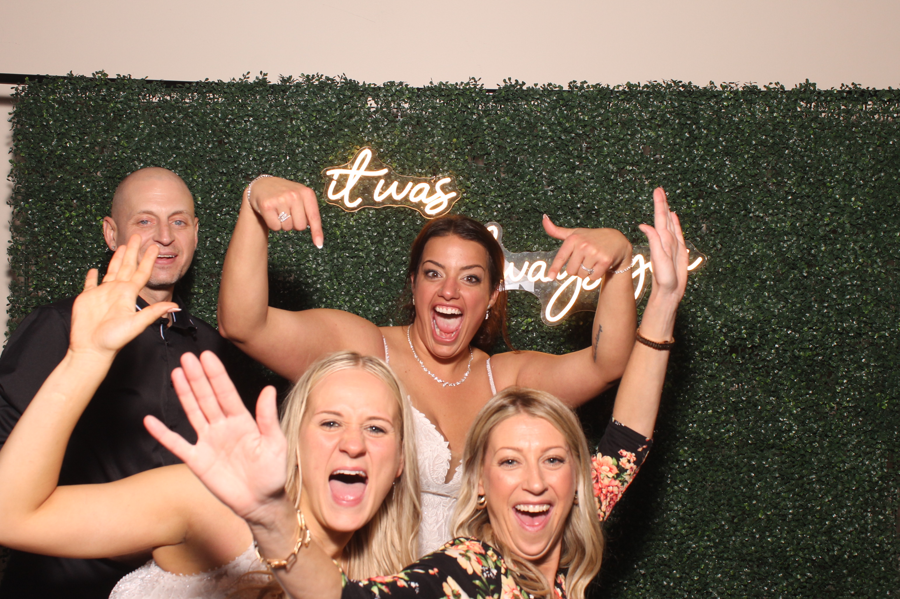 Jen & Lex Walsh  | View more photos from the event at gallery.photoboothcincy.com/u/PhotoBoothCincy/Jen-Lex-Walsh