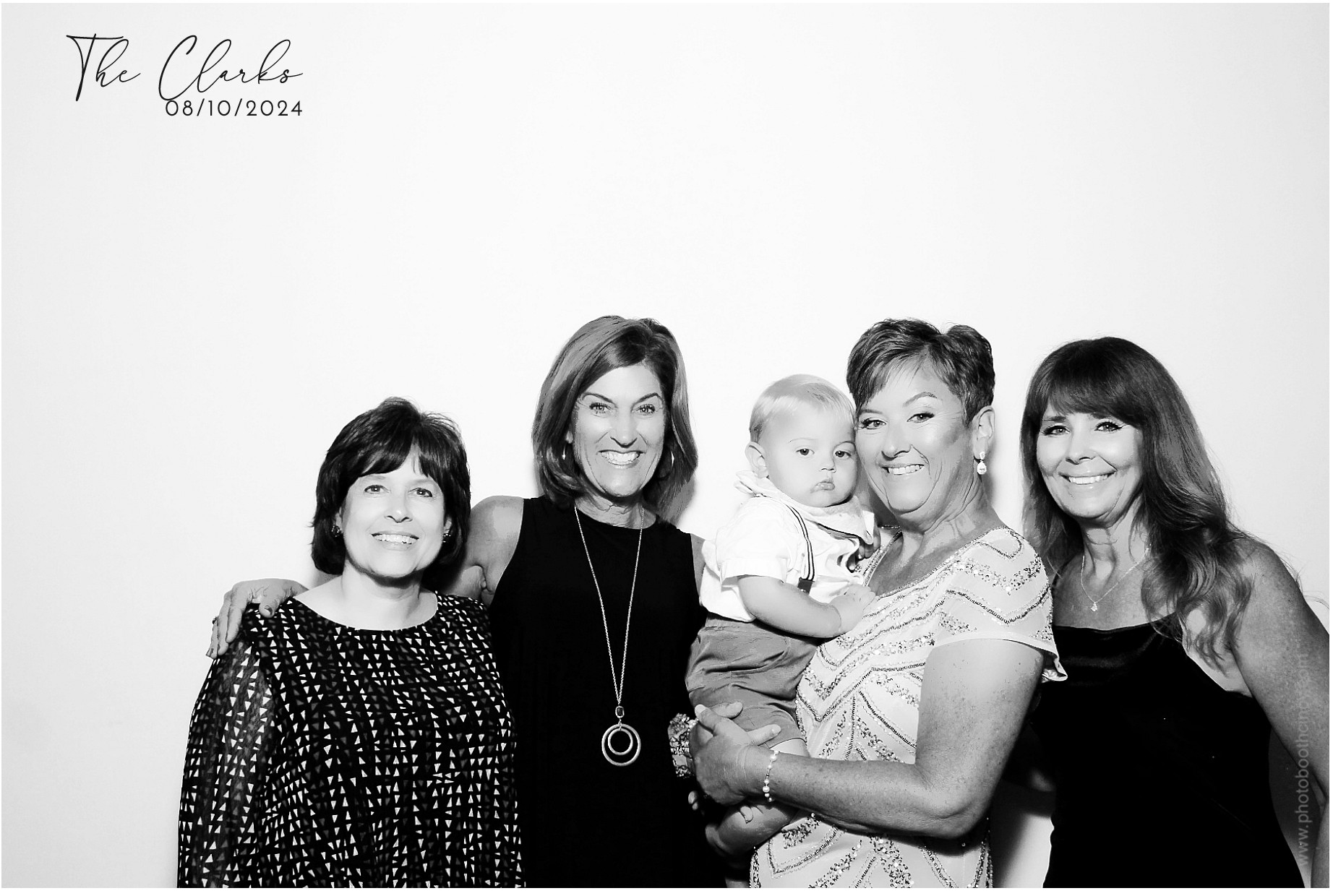 Jonathan & Rachel  | View more photos from the event at gallery.photoboothcincy.com/u/PhotoBoothCincy/Jonathan-Rachel-0