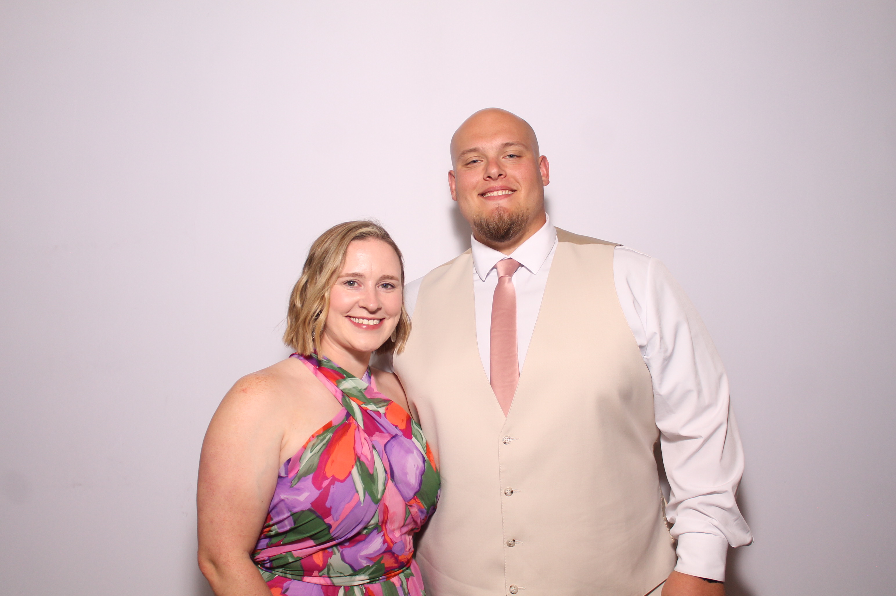 Jonathan & Rachel  | View more photos from the event at gallery.photoboothcincy.com/u/PhotoBoothCincy/Jonathan-Rachel-0