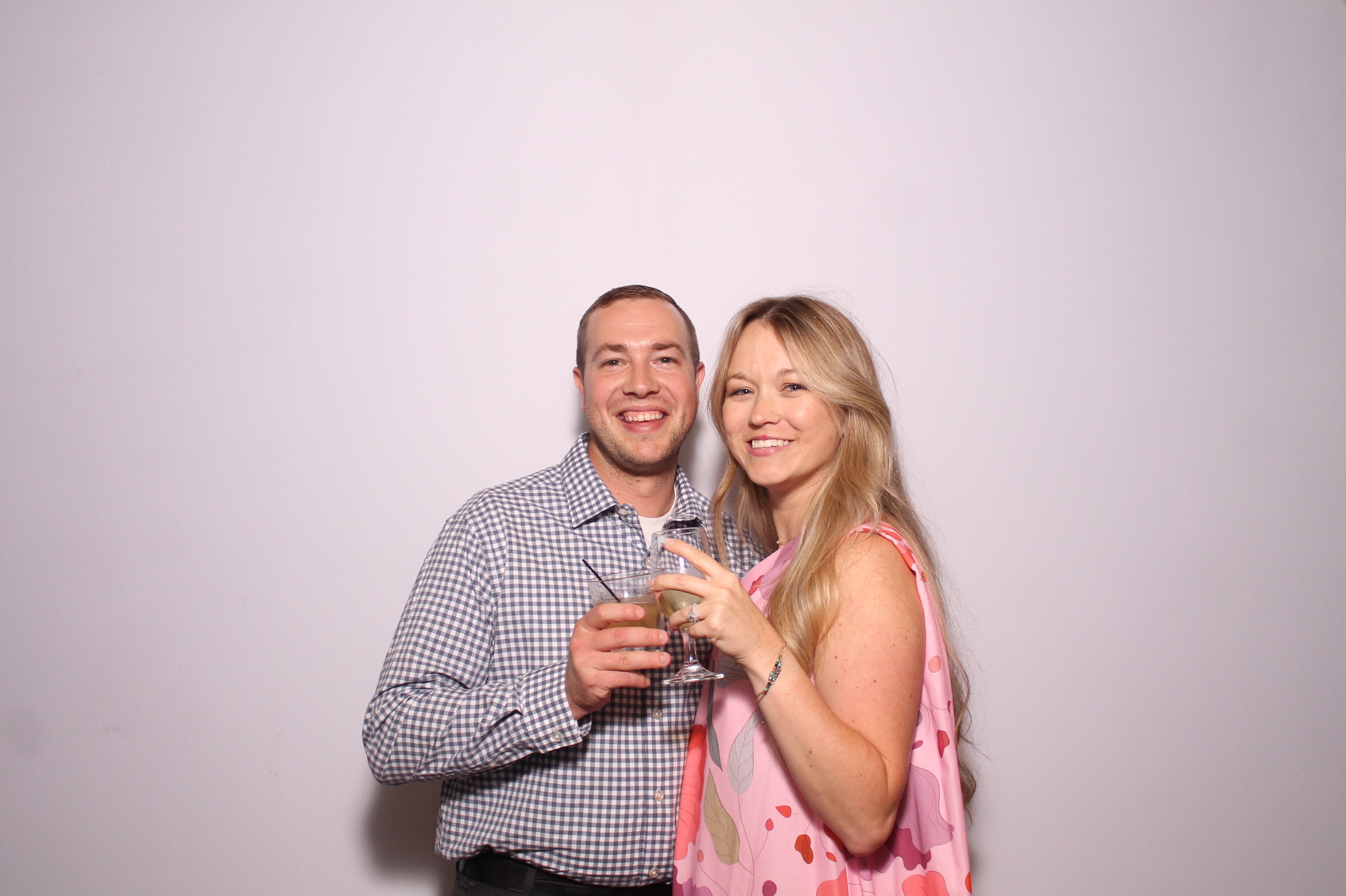 Jonathan & Rachel  | View more photos from the event at gallery.photoboothcincy.com/u/PhotoBoothCincy/Jonathan-Rachel-0