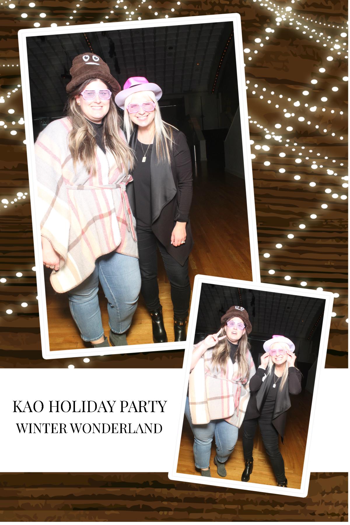 Kao USA Holiday Party | View more photos from the event at gallery.photoboothcincy.com/u/PhotoBoothCincy/Kao-USA-Holiday-Party