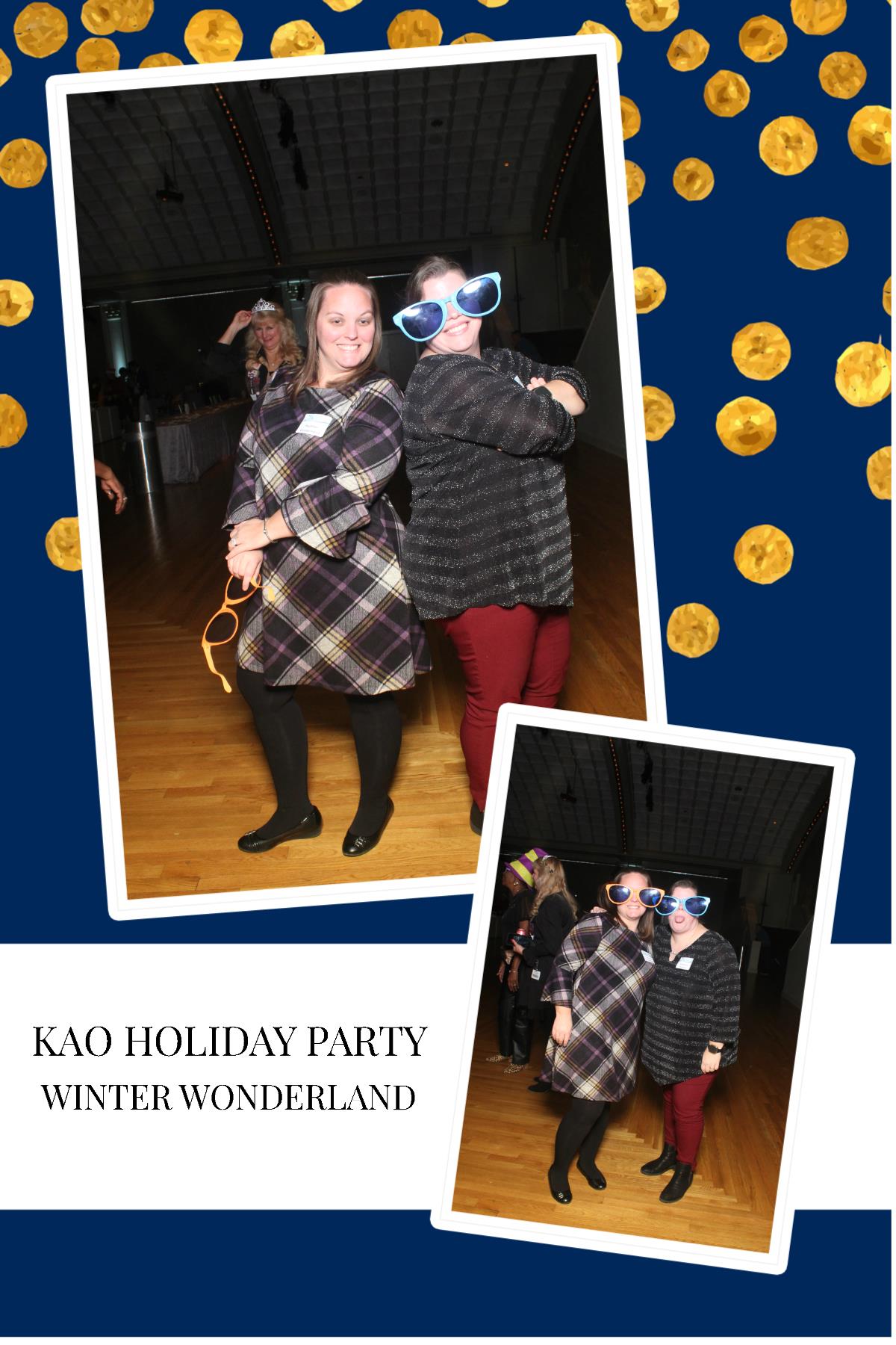Kao USA Holiday Party | View more photos from the event at gallery.photoboothcincy.com/u/PhotoBoothCincy/Kao-USA-Holiday-Party