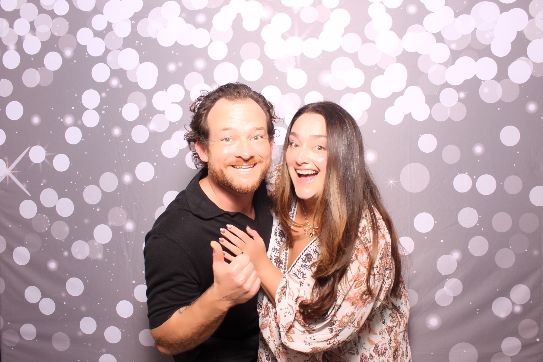 Kari & Randy Reception | View more photos from the event at gallery.photoboothcincy.com/u/PhotoBoothCincy/Kari-Randy-Reception