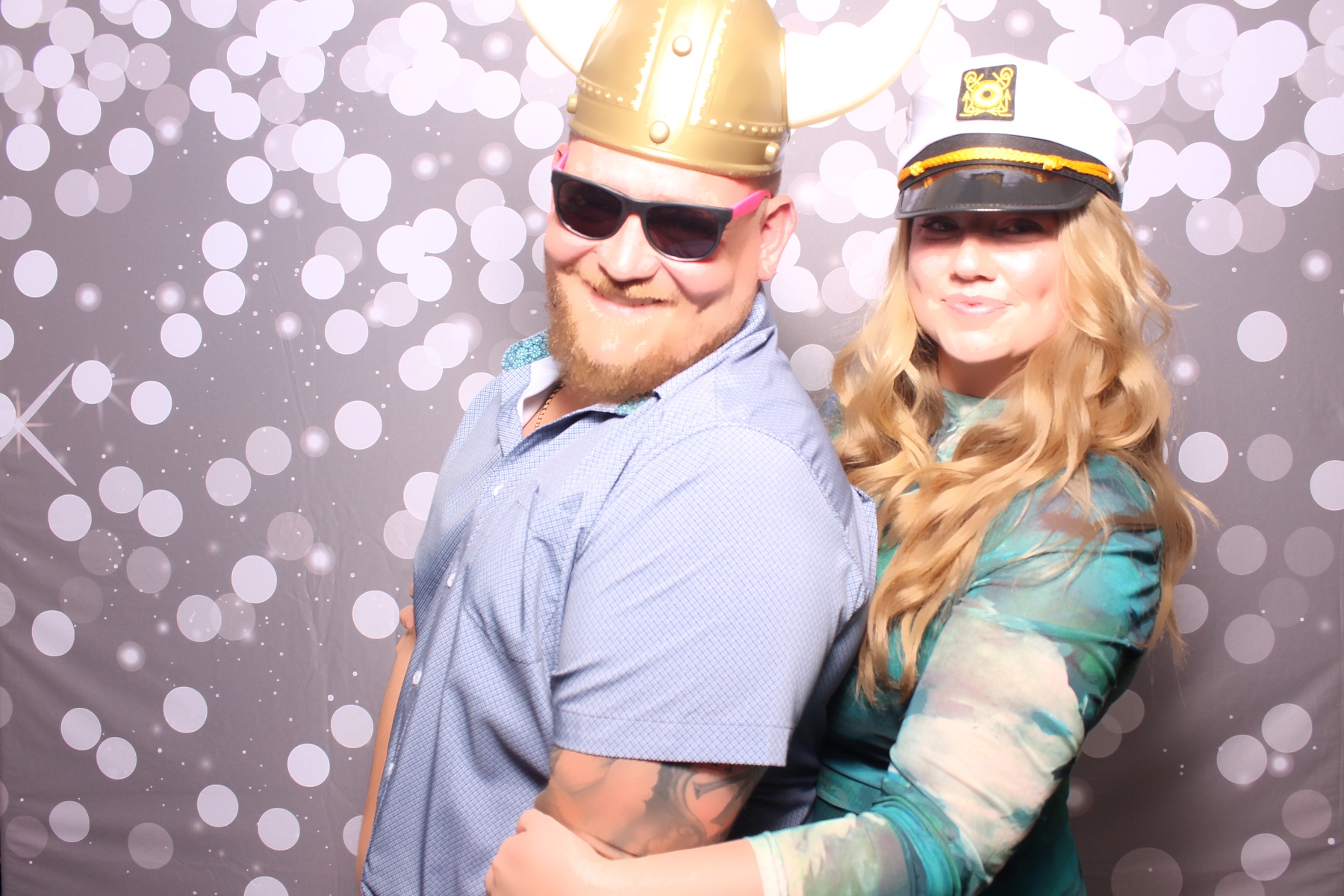 Kari & Randy Reception | View more photos from the event at gallery.photoboothcincy.com/u/PhotoBoothCincy/Kari-Randy-Reception