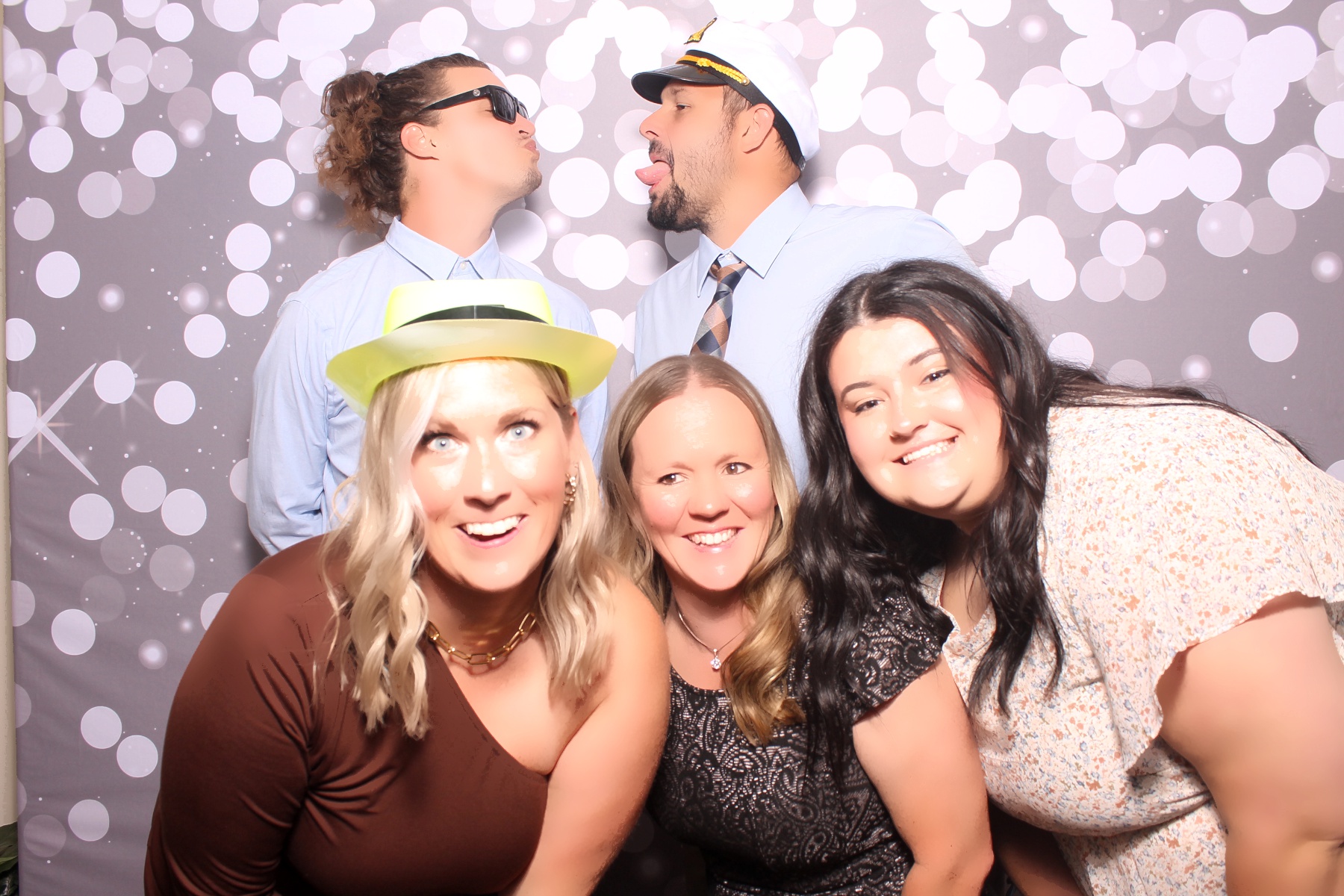 Kari & Randy Reception | View more photos from the event at gallery.photoboothcincy.com/u/PhotoBoothCincy/Kari-Randy-Reception