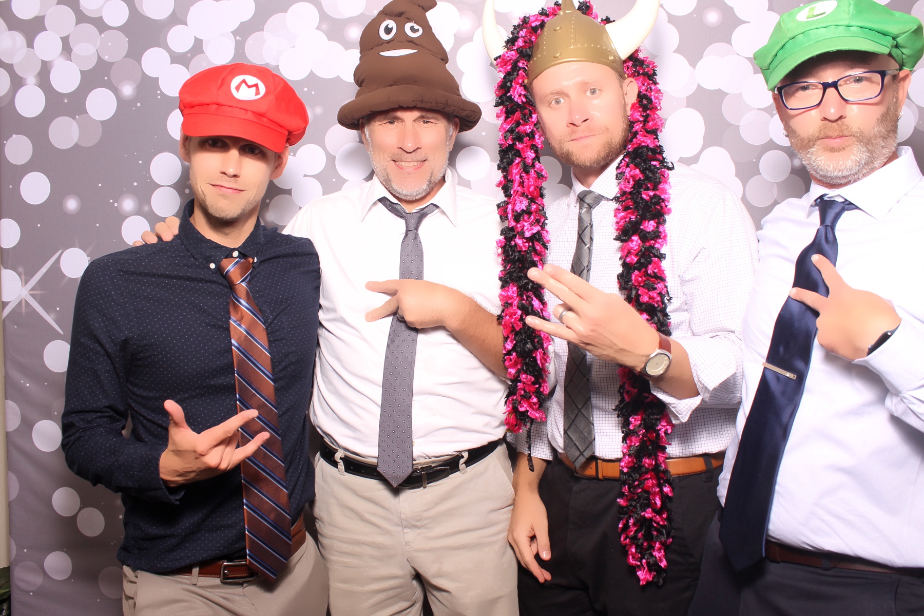 Kari & Randy Reception | View more photos from the event at gallery.photoboothcincy.com/u/PhotoBoothCincy/Kari-Randy-Reception