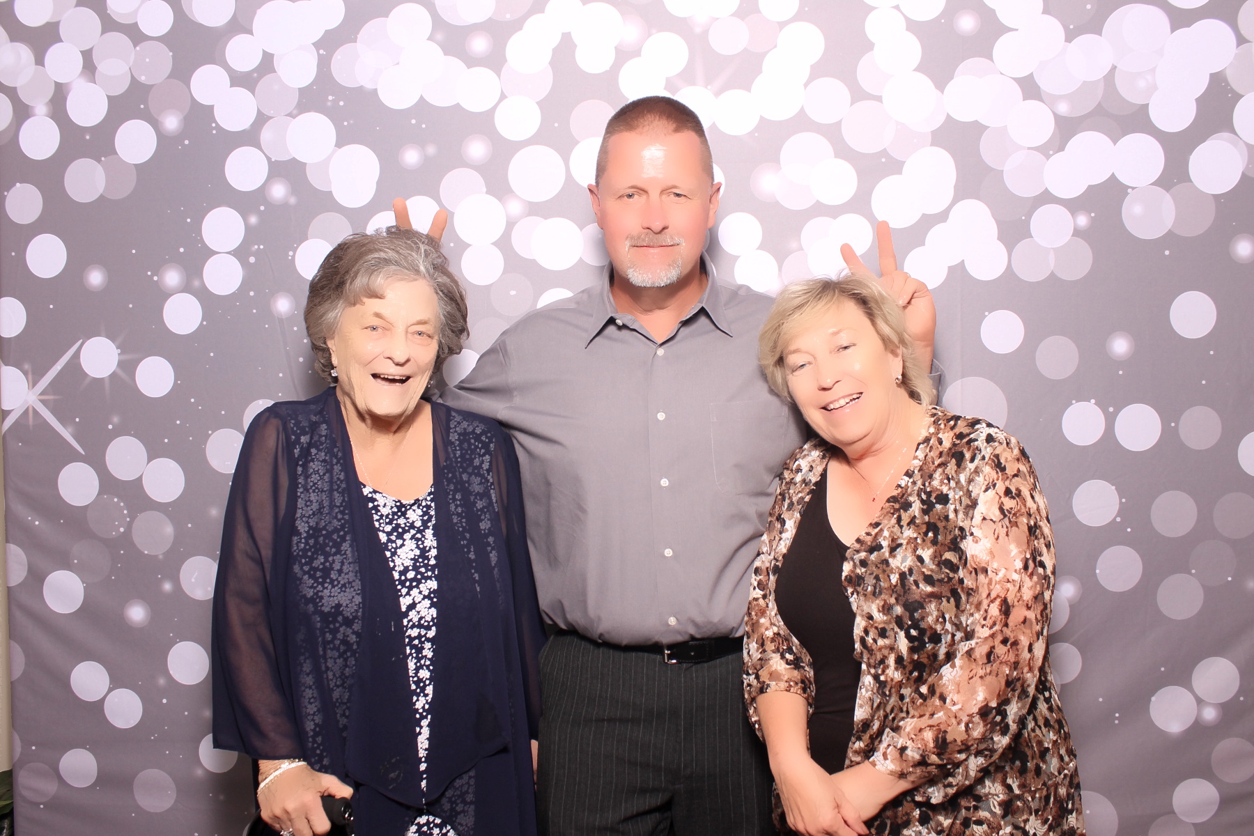 Kari & Randy Reception | View more photos from the event at gallery.photoboothcincy.com/u/PhotoBoothCincy/Kari-Randy-Reception