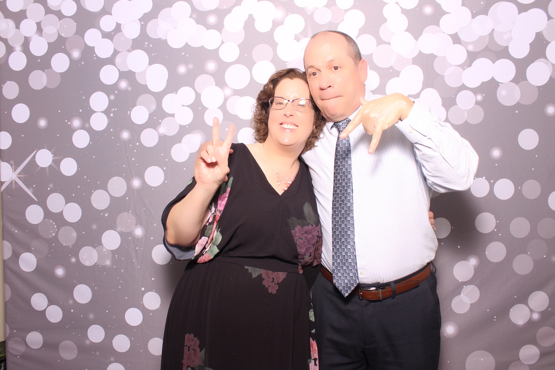 Kari & Randy Reception | View more photos from the event at gallery.photoboothcincy.com/u/PhotoBoothCincy/Kari-Randy-Reception