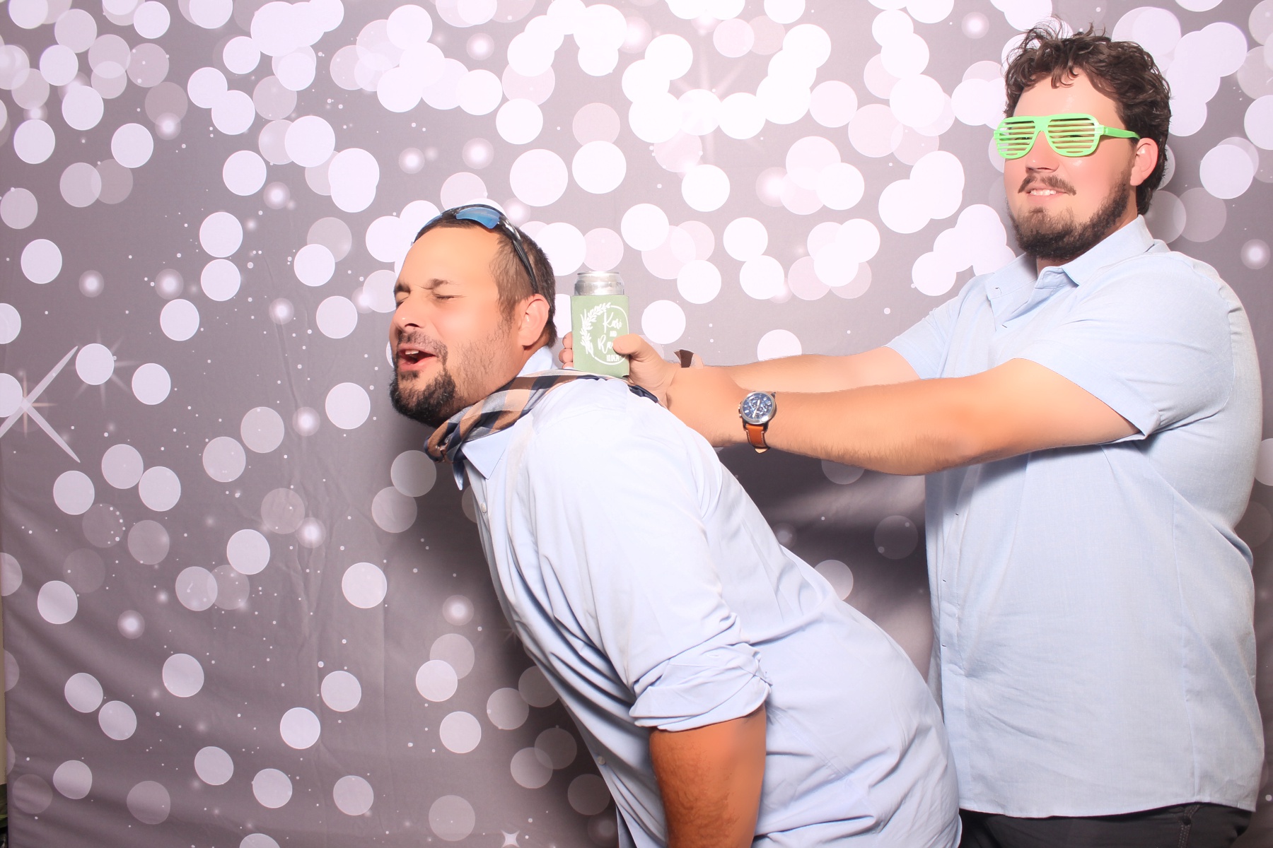Kari & Randy Reception | View more photos from the event at gallery.photoboothcincy.com/u/PhotoBoothCincy/Kari-Randy-Reception