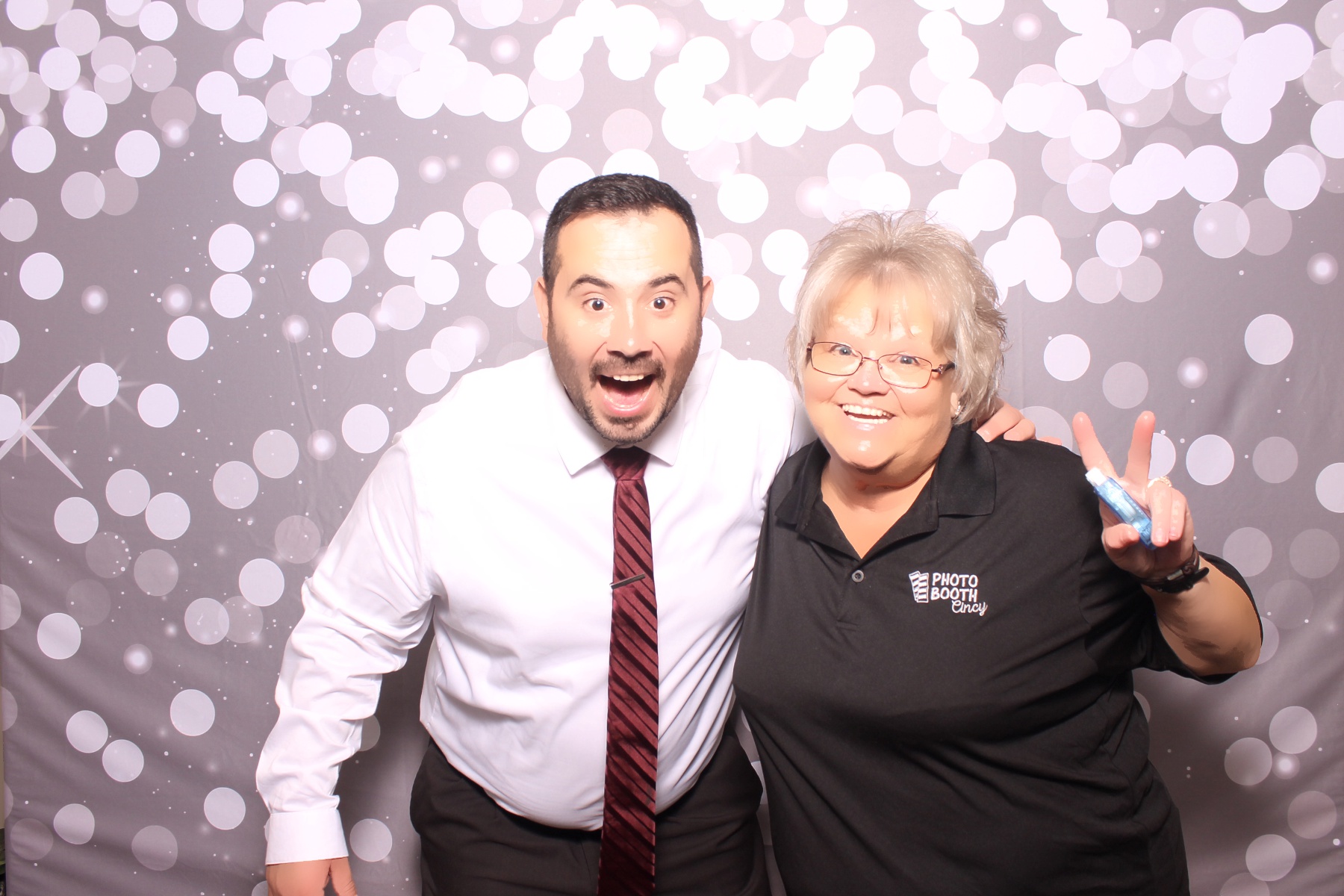 Kari & Randy Reception | View more photos from the event at gallery.photoboothcincy.com/u/PhotoBoothCincy/Kari-Randy-Reception