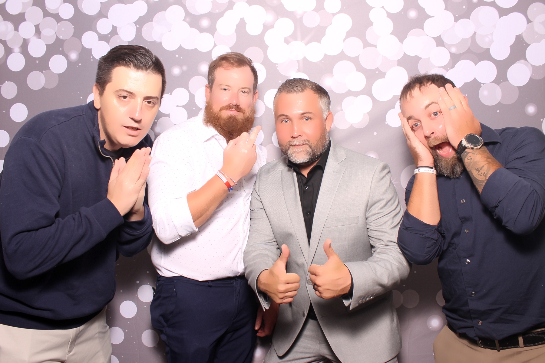 Kari & Randy Reception | View more photos from the event at gallery.photoboothcincy.com/u/PhotoBoothCincy/Kari-Randy-Reception