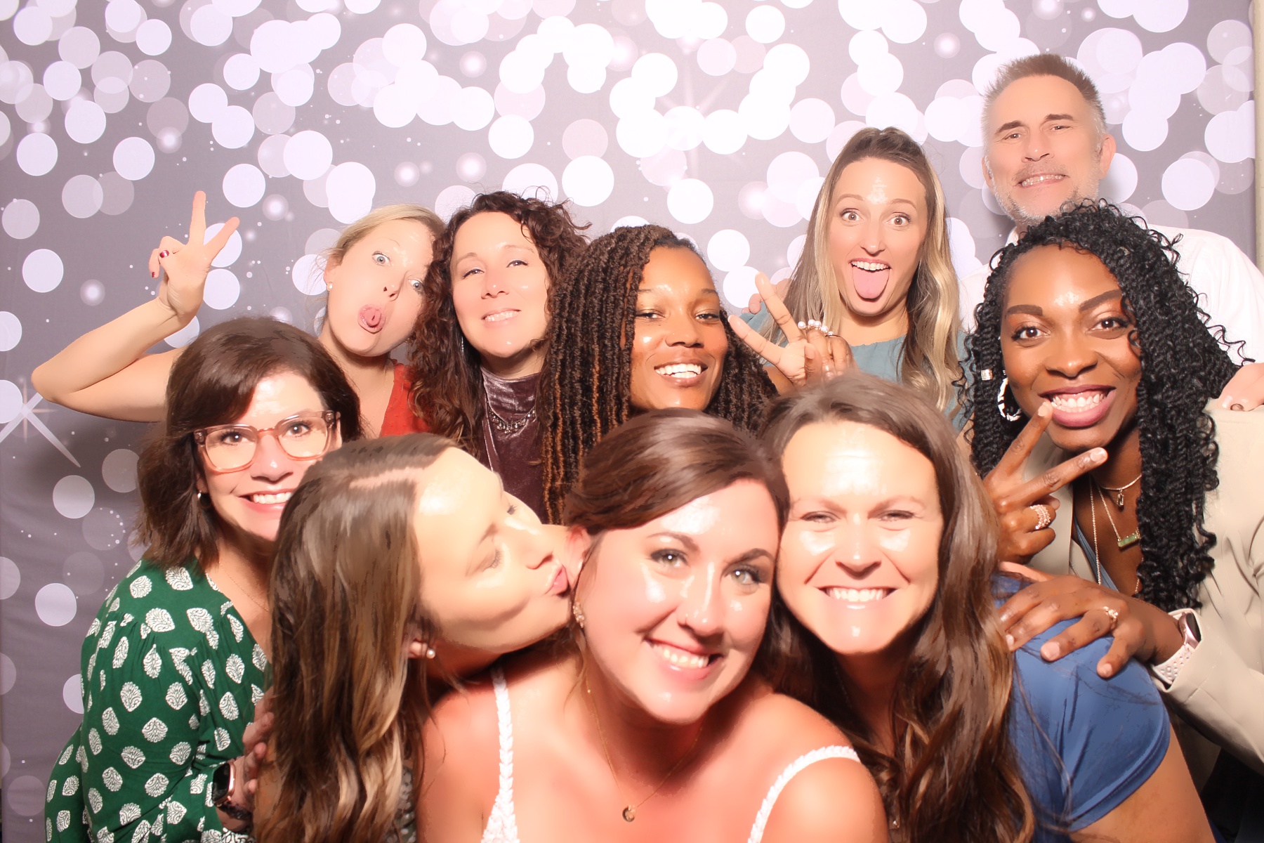 Kari & Randy Reception | View more photos from the event at gallery.photoboothcincy.com/u/PhotoBoothCincy/Kari-Randy-Reception