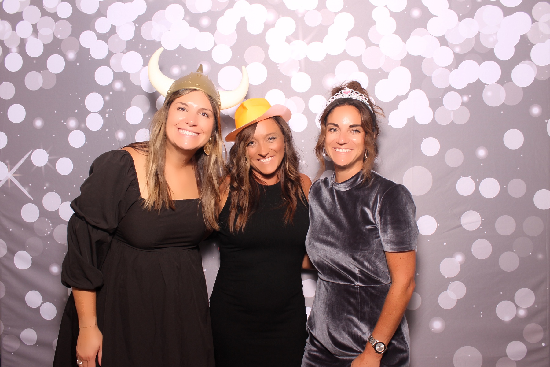 Kari & Randy Reception | View more photos from the event at gallery.photoboothcincy.com/u/PhotoBoothCincy/Kari-Randy-Reception